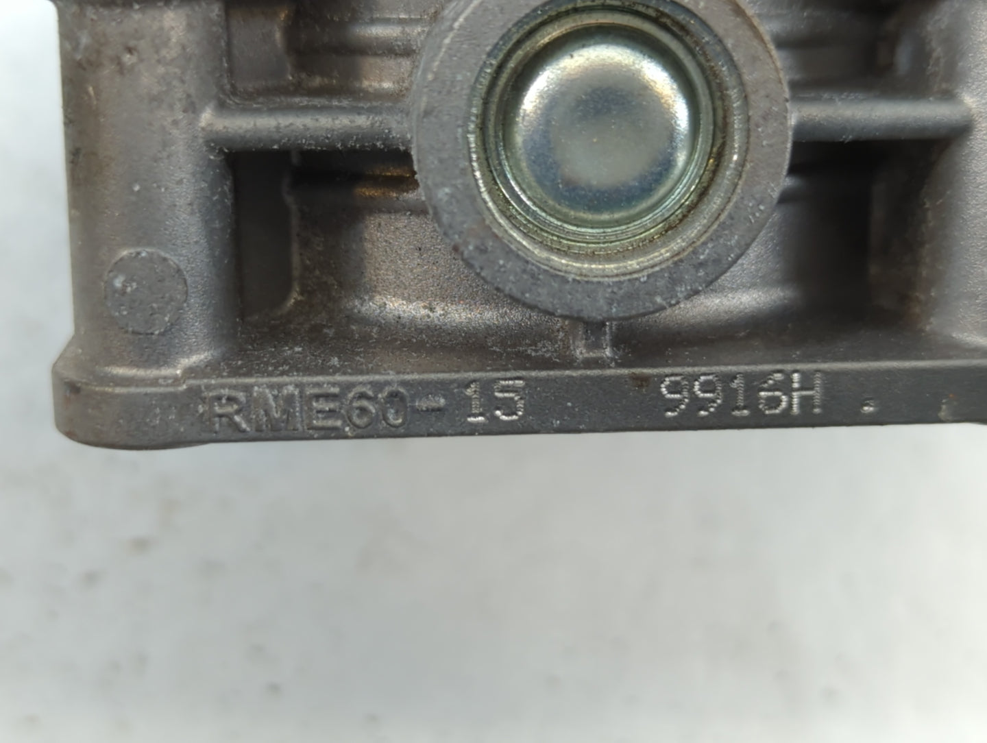 2008-2011 Nissan Rogue Throttle Body P/N:RME60-15 Fits Fits 2007 2008 2009 2010 2011 2012 2013 OEM Used Auto Parts - Oemused