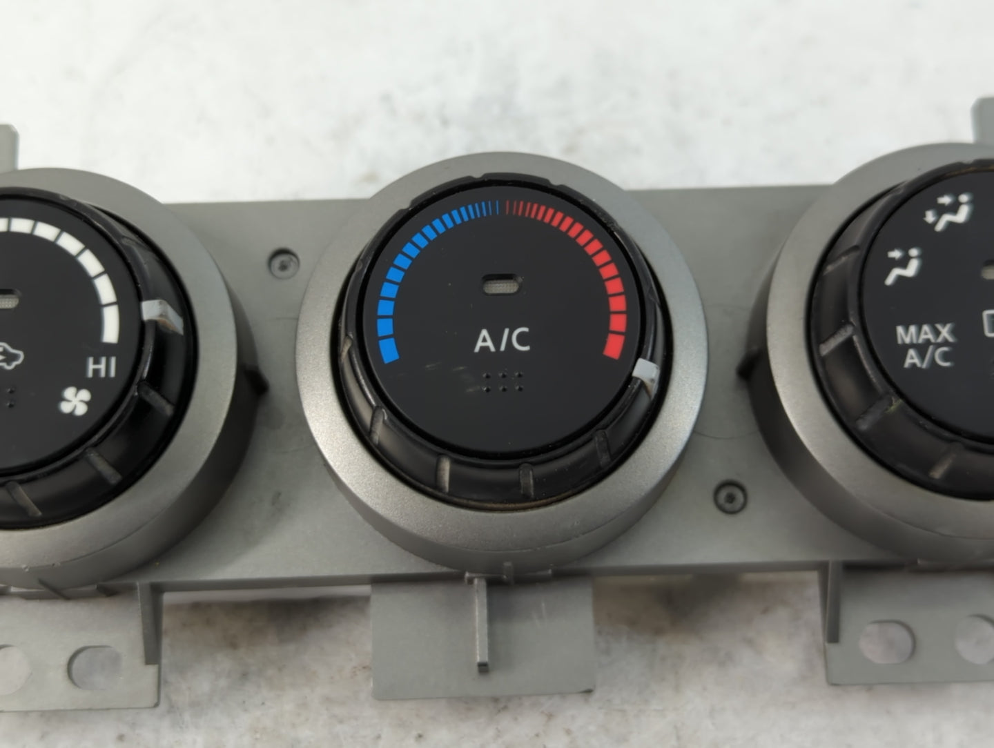2008 Nissan Rogue Instrument Cluster Speedometer Gauges P/N:27500VL0B 27500 VL0B, 27500 1VL0B Fits OEM Used Auto Parts - Oem