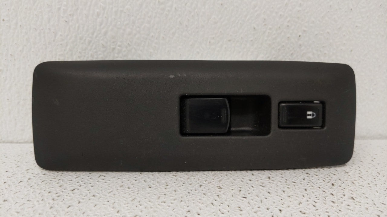 2008 Nissan Rogue Passenger Right Power Window Switch 80960 Jm00a - Oemusedautoparts1.com