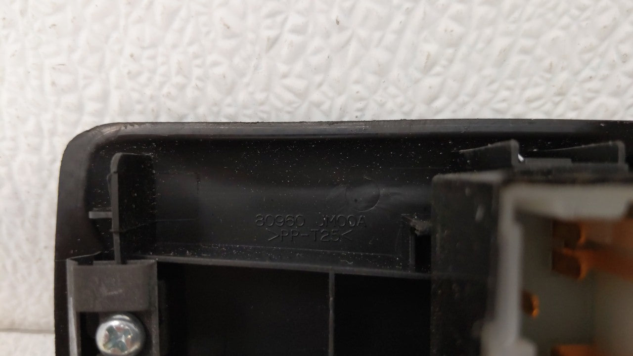 2008 Nissan Rogue Passenger Right Power Window Switch 80960 Jm00a - Oemusedautoparts1.com
