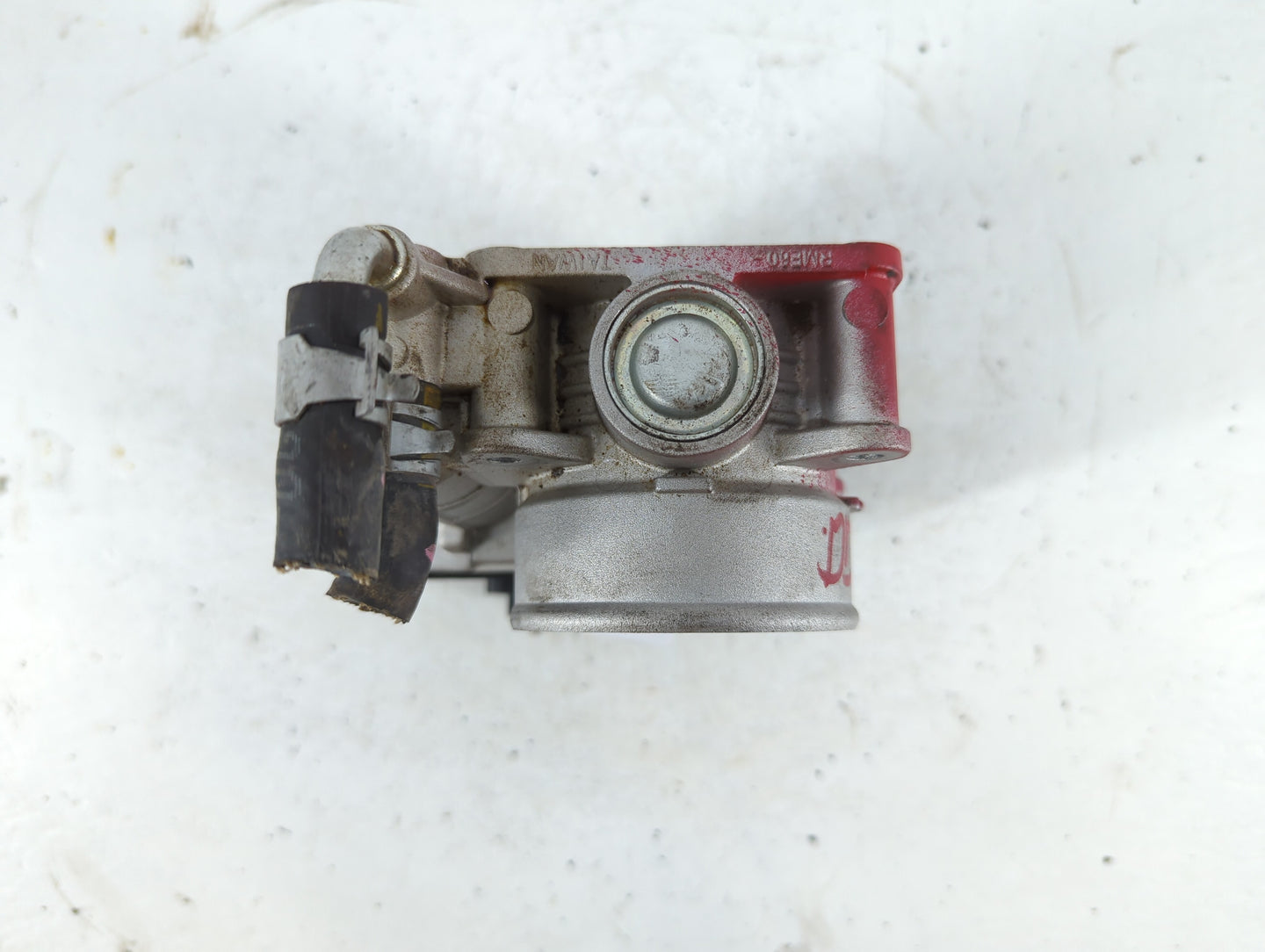 2008-2011 Nissan Rogue Throttle Body P/N:TB1043D Fits Fits 2007 2008 2009 2010 2011 2012 2013 OEM Used Auto Parts - Oemuseda