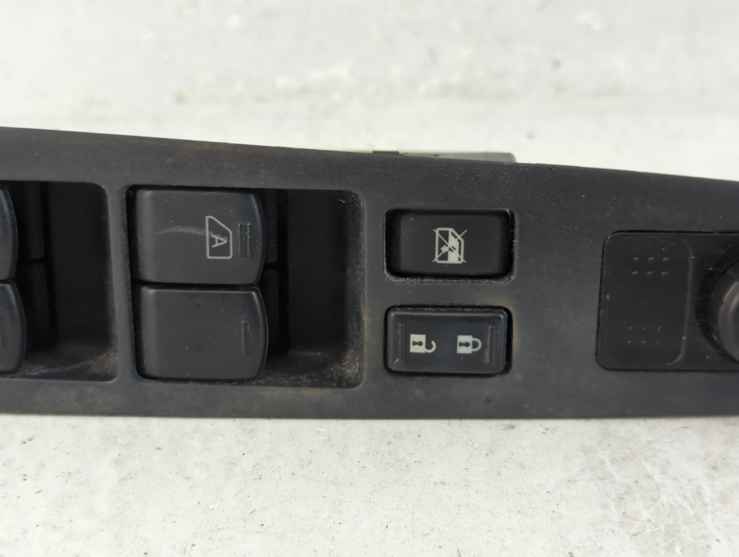2008-2009 Nissan Sentra Master Power Window Switch Replacement Driver Side Left P/N:25401 ZEB0A Fits Fits 2008 2009 OEM Used