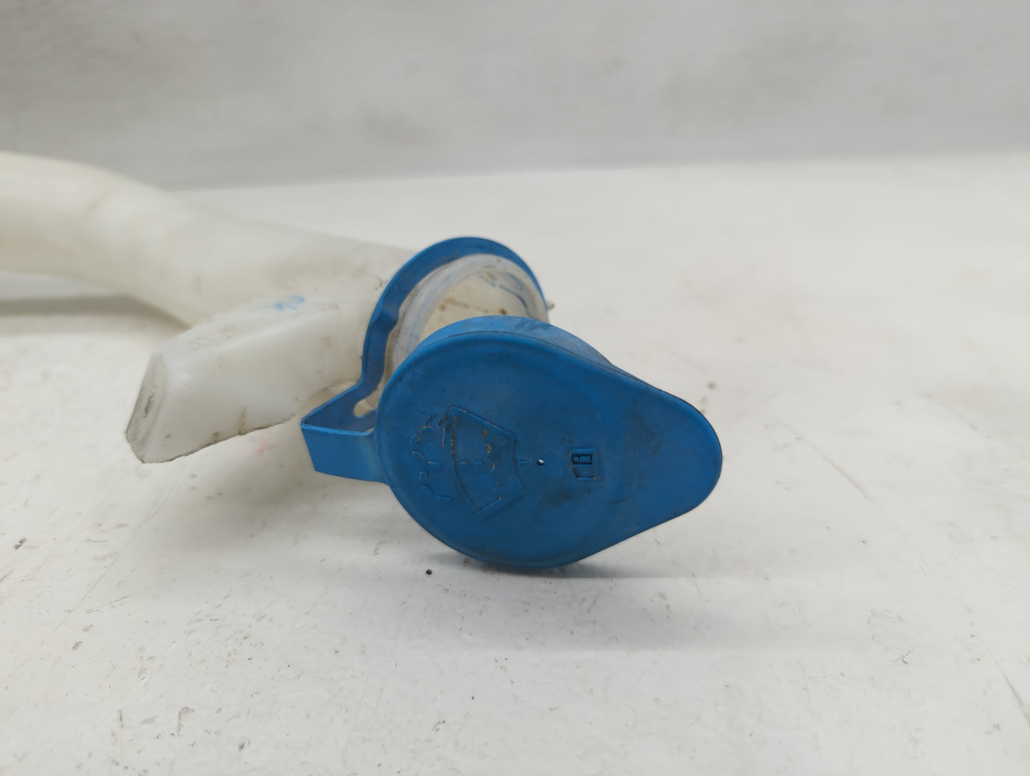 2007-2012 Nissan Sentra Windshield Washer Fluid Reservoir Bottle Oem - Oemusedautoparts1.com