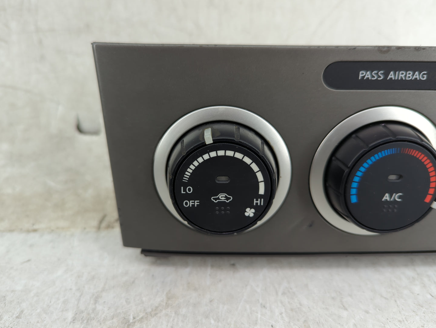 2007-2009 Nissan Sentra Climate Control Module Temperature AC/Heater Replacement P/N:27575 ET000 Fits Fits 2007 2008 2009 OE