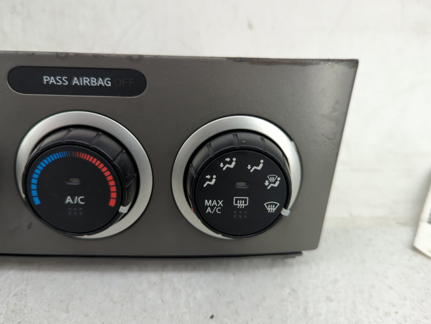 2007-2009 Nissan Sentra Climate Control Module Temperature AC/Heater Replacement P/N:27575 ET000 Fits Fits 2007 2008 2009 OE
