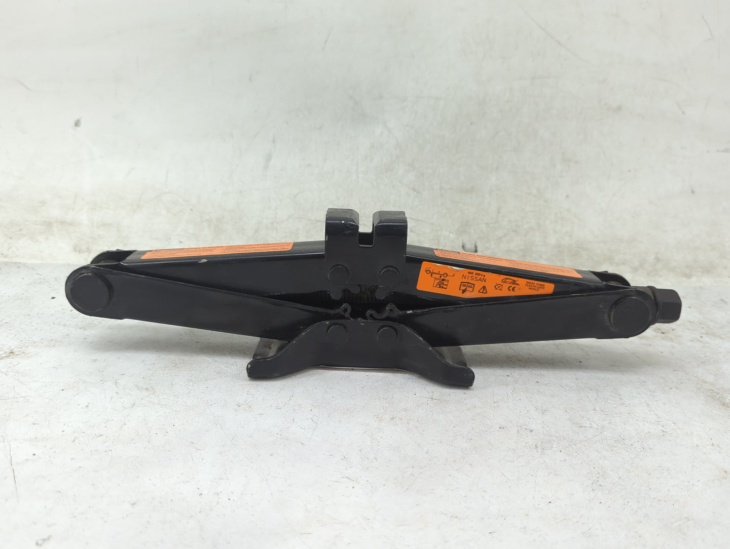2008 Nissan Sentra Spare Scissor Car Jack Black - Oemusedautoparts1.com