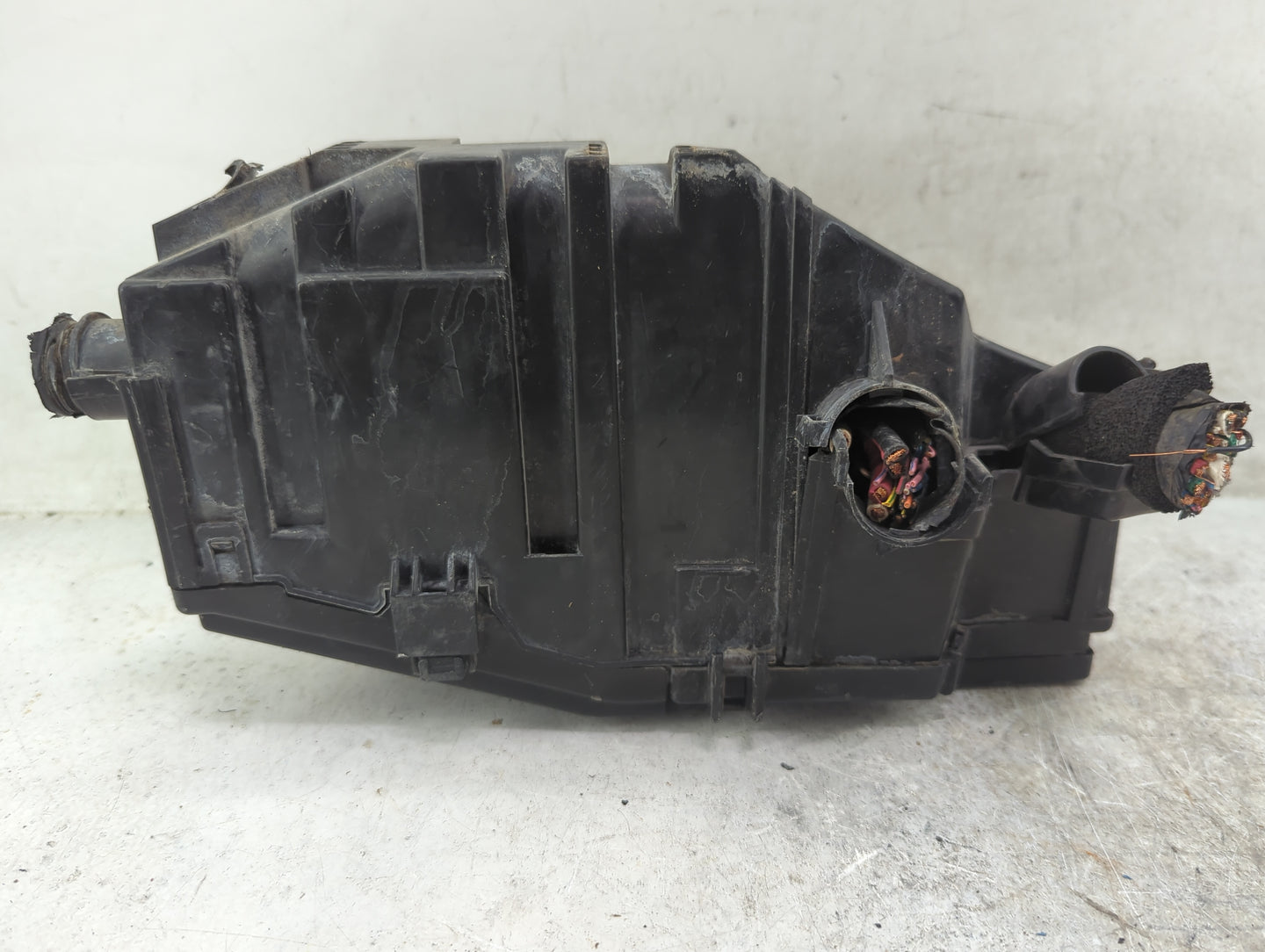 2007-2012 Nissan Sentra Fusebox Fuse Box Panel Relay Module Fits Fits 2007 2008 2009 2010 2011 2012 OEM Used Auto Parts - Oe