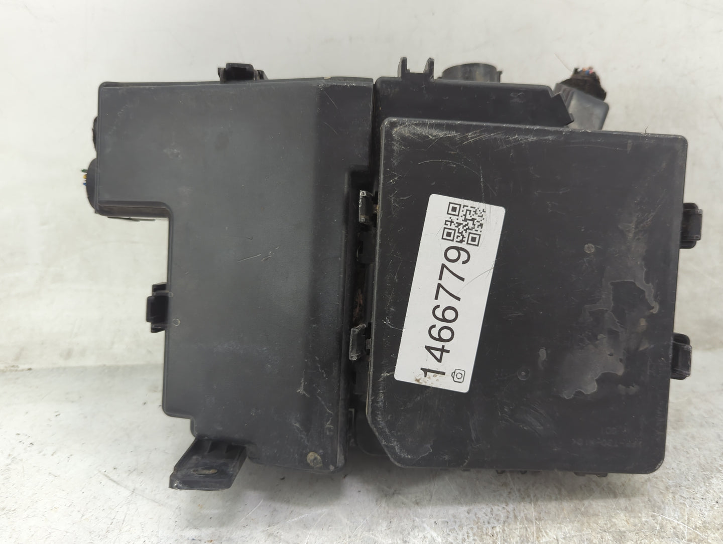2007-2012 Nissan Sentra Fusebox Fuse Box Panel Relay Module Fits Fits 2007 2008 2009 2010 2011 2012 OEM Used Auto Parts - Oe