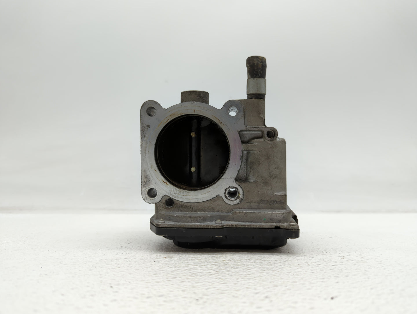 2007-2012 Nissan Sentra Throttle Body P/N:ET-A60-02 E ET-A60-02 J Fits OEM Used Auto Parts - Oemusedautoparts1.com