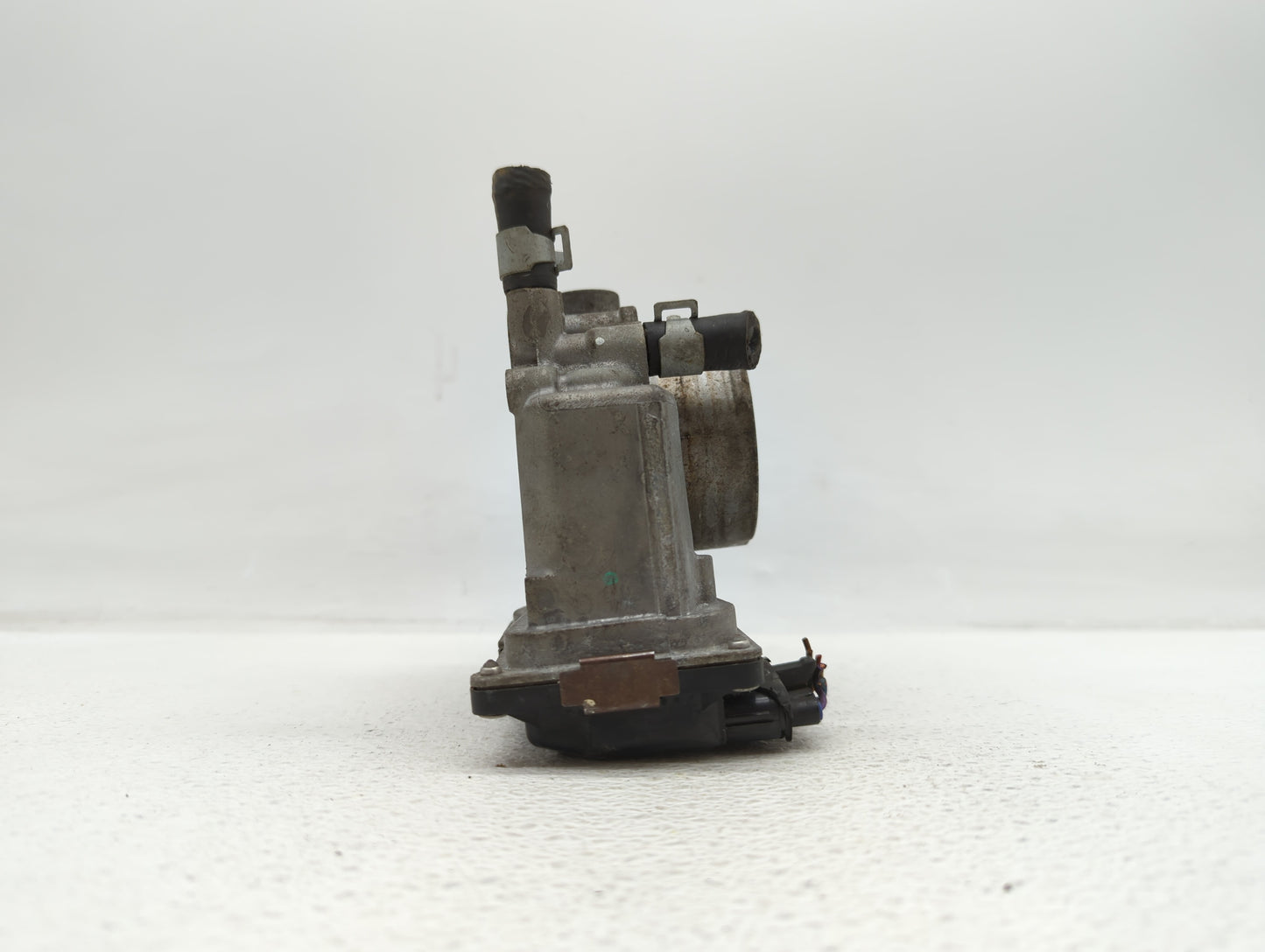 2007-2012 Nissan Sentra Throttle Body P/N:ET-A60-02 E ET-A60-02 J Fits OEM Used Auto Parts - Oemusedautoparts1.com