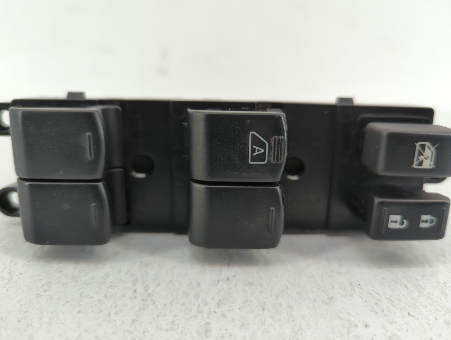 2008-2009 Nissan Sentra Master Power Window Switch Replacement Driver Side Left P/N:25401 ZE80A 25401 ZJ60A Fits Fits 2008 2