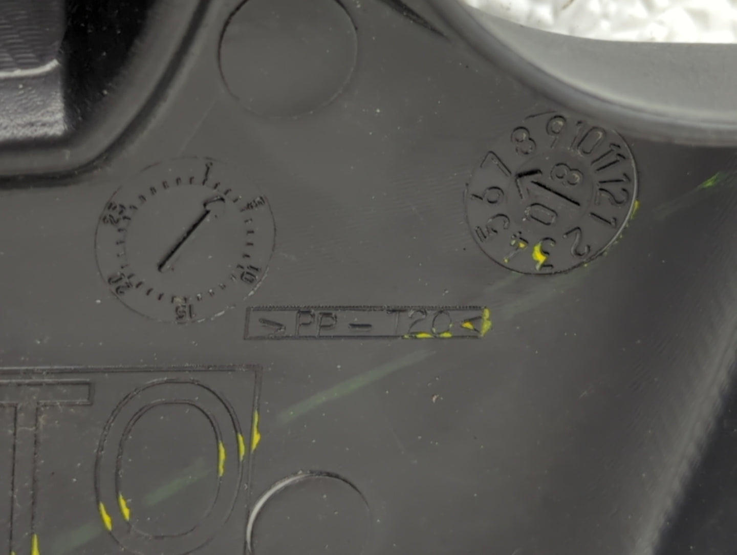 2008 Nissan Sentra Engine Cover - Oemusedautoparts1.com