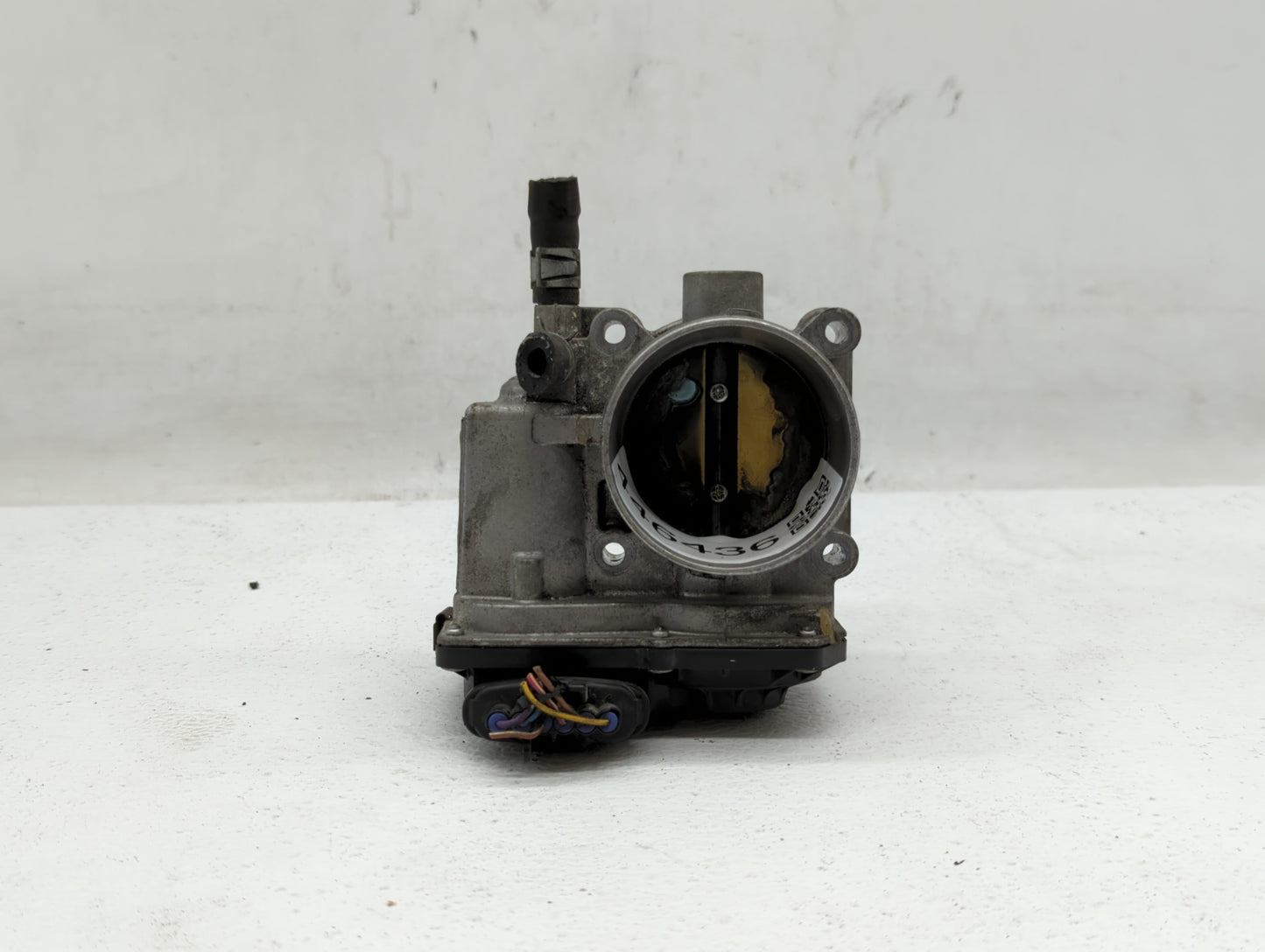 2007-2012 Nissan Sentra Throttle Body P/N:ET-A60-02 E ET-A60-02 J Fits OEM Used Auto Parts - Oemusedautoparts1.com