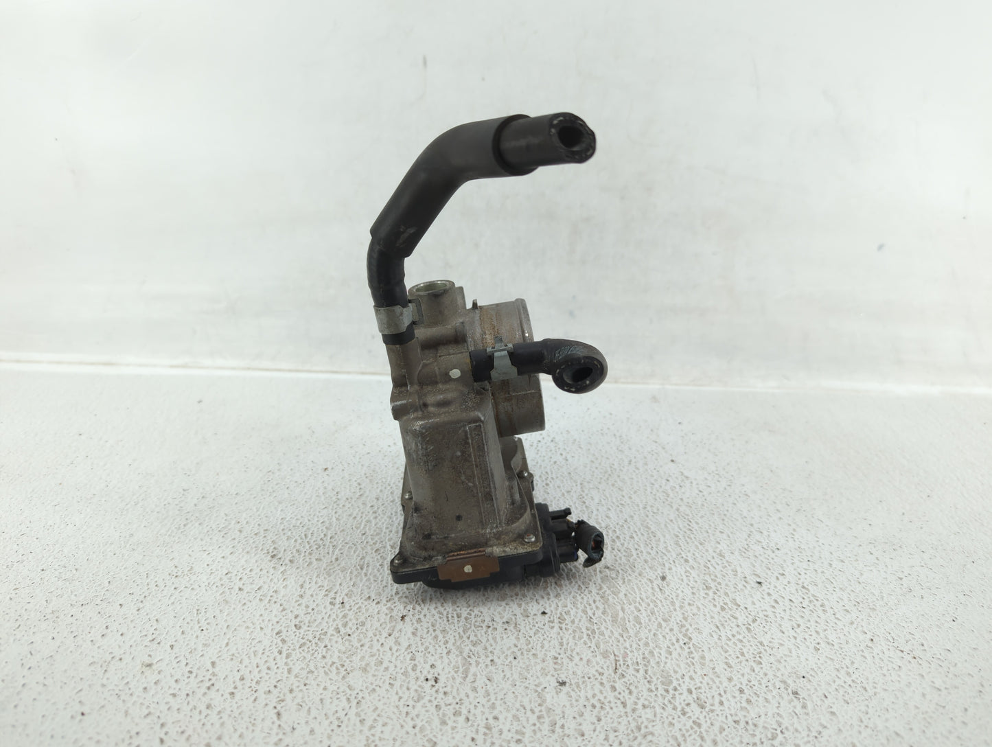 2007-2012 Nissan Sentra Throttle Body P/N:ET-A60-02 B Fits OEM Used Auto Parts - Oemusedautoparts1.com