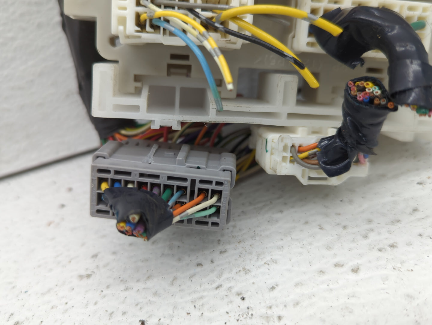 2008 Nissan Sentra Fusebox Fuse Box Panel Relay Module Fits OEM Used Auto Parts - Oemusedautoparts1.com