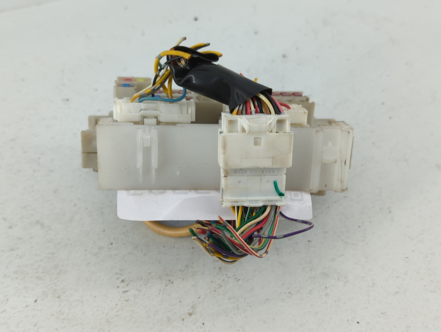 2008 Nissan Sentra Fusebox Fuse Box Panel Relay Module P/N:24384 ET80A 24236 ET000, 284B8 ZJ60A, 284B8ZJ60A Fits OEM Used Au