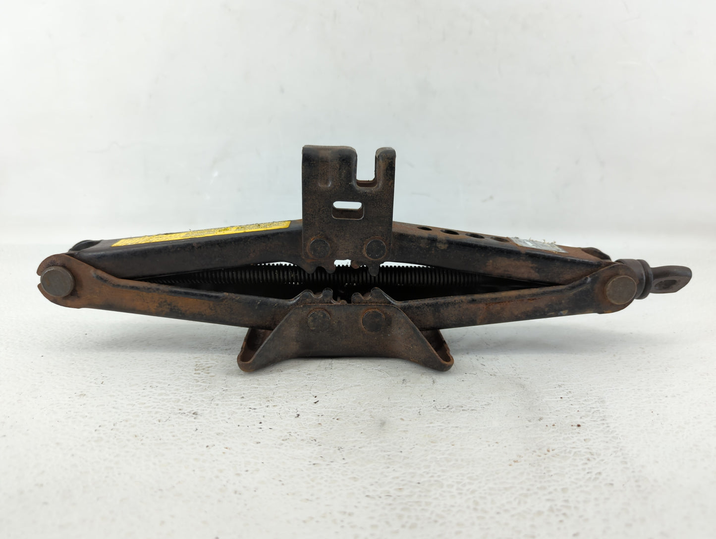 2008 Nissan Sentra Spare Scissor Car Jack - Oemusedautoparts1.com