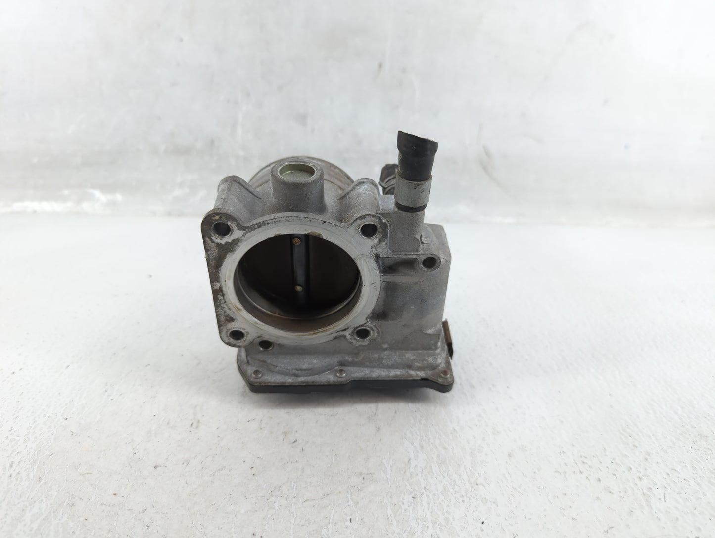 2007-2012 Nissan Sentra Throttle Body P/N:ET-A60-02 C Fits OEM Used Auto Parts - Oemusedautoparts1.com