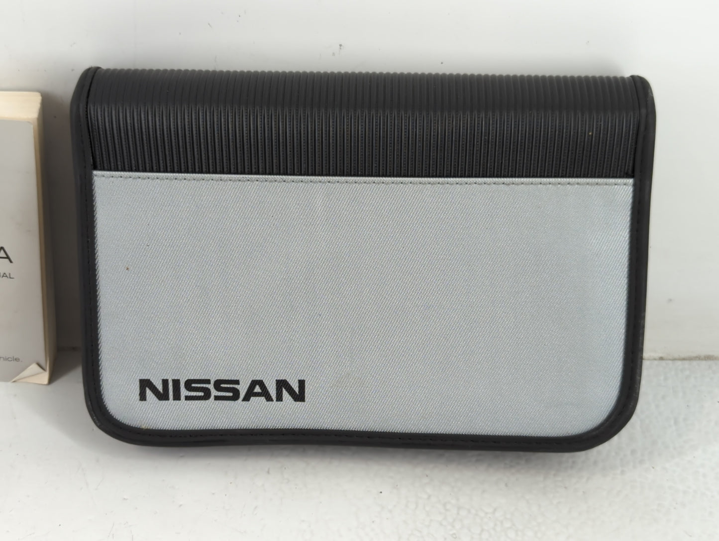 2008 Nissan Sentra Owners Manual Book Guide P/N:OM8E-0B16U1 OEM Used Auto Parts - Oemusedautoparts1.com