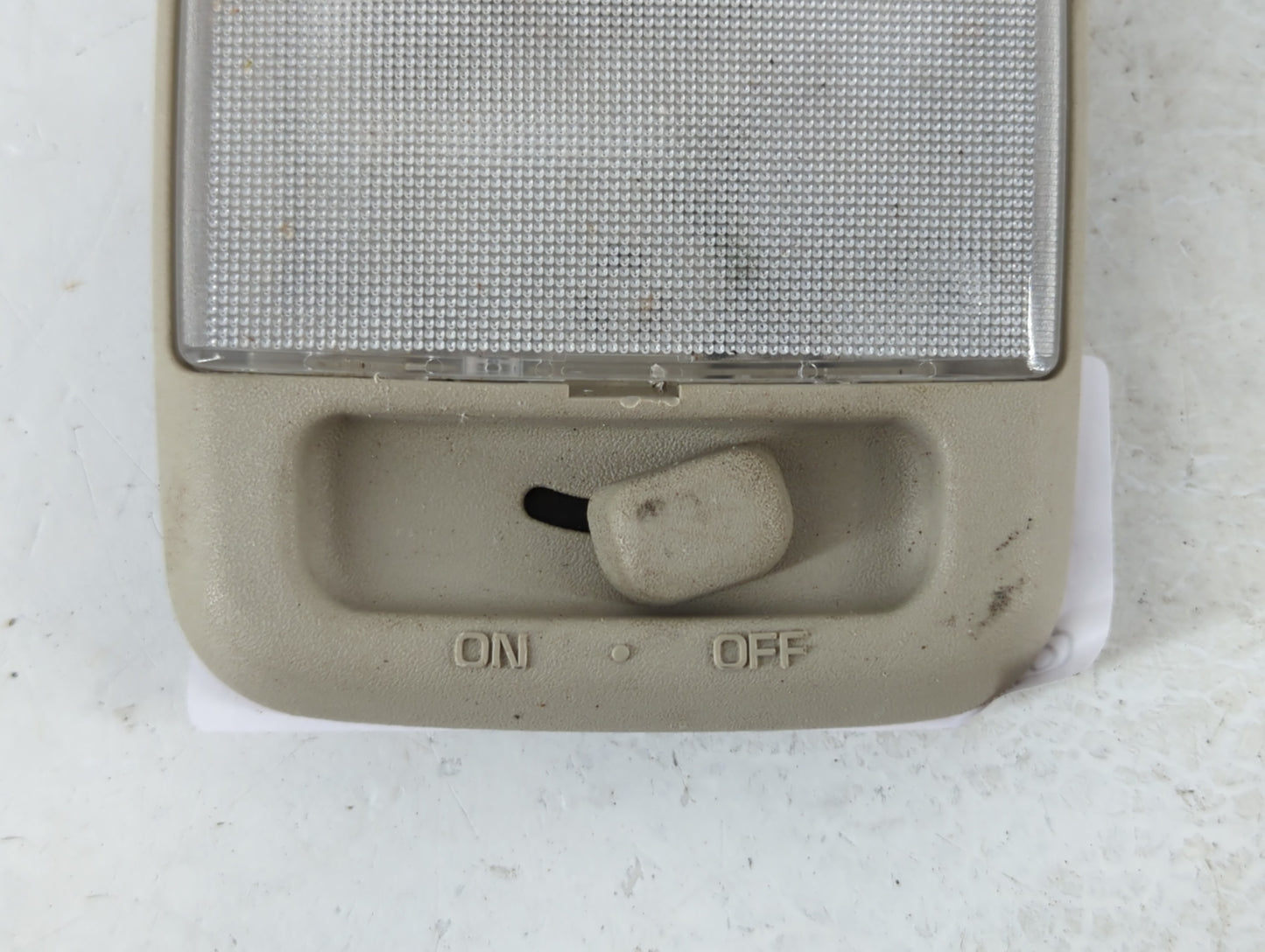 2008-2010 Nissan Sentra Overhead Roof Console Interior Dome Light - Oemusedautoparts1.com