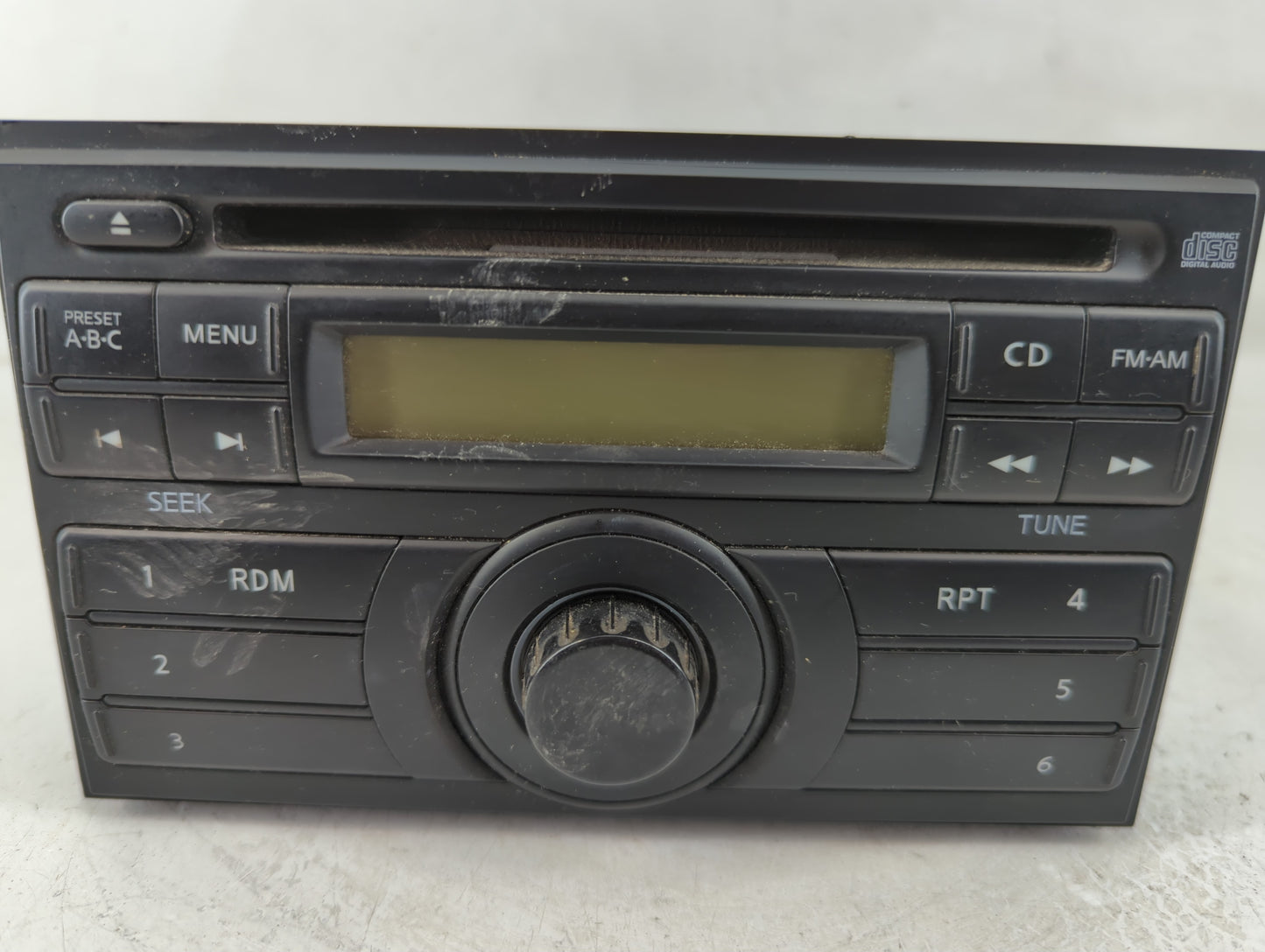 2008 Nissan Titan Radio AM FM Cd Player Receiver Replacement P/N:28185 ZR00A Fits OEM Used Auto Parts - Oemusedautoparts1.co