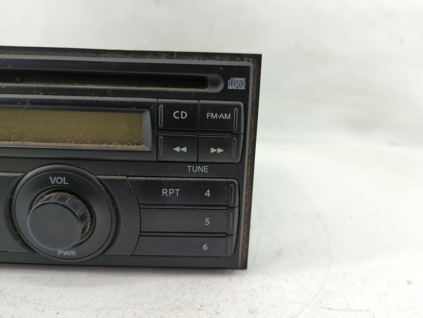 2008 Nissan Titan Radio AM FM Cd Player Receiver Replacement P/N:28185 ZR00A Fits OEM Used Auto Parts - Oemusedautoparts1.co