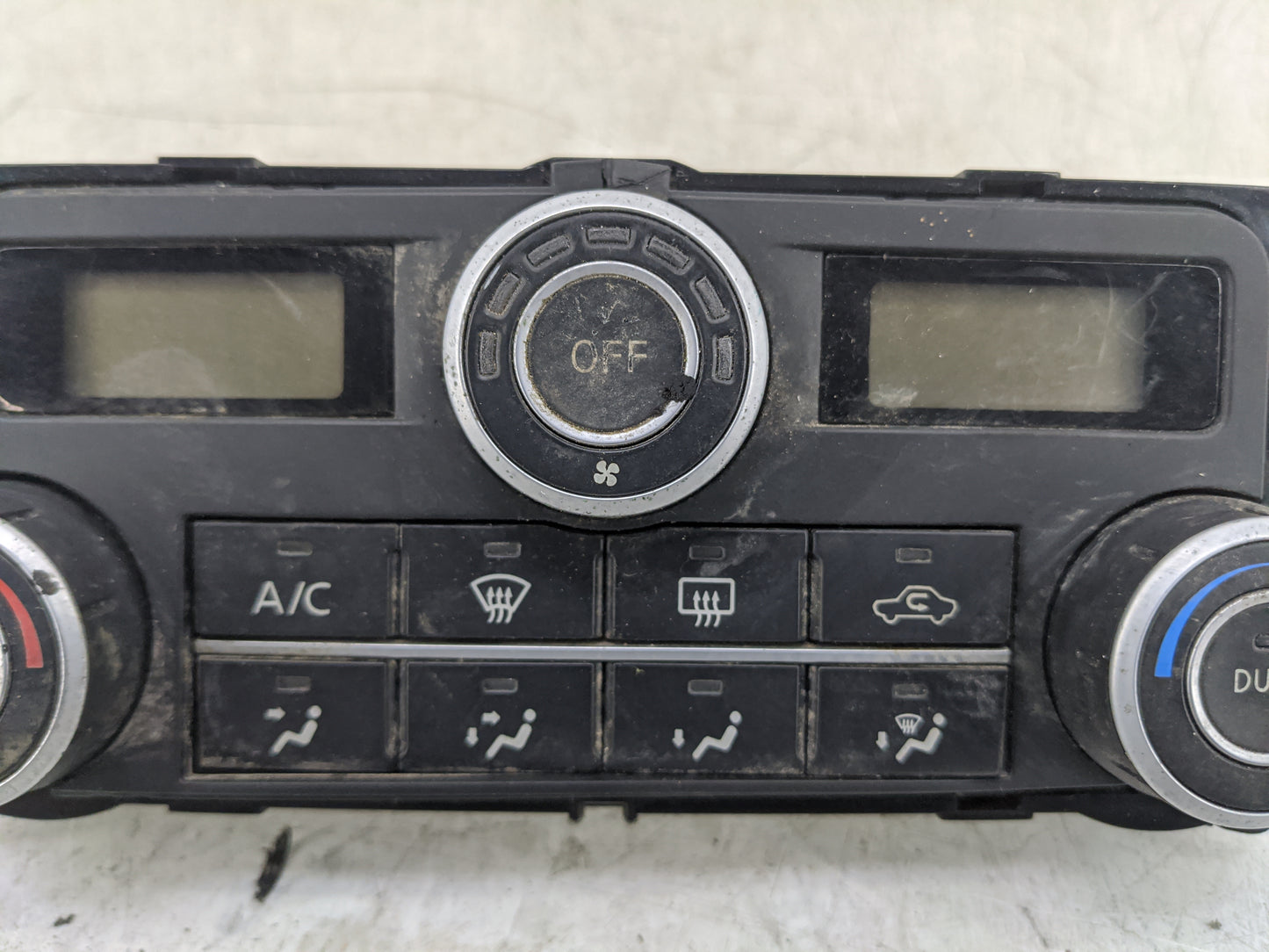 2008 Nissan Titan Climate Control Module Temperature AC/Heater Replacement Fits OEM Used Auto Parts - Oemusedautoparts1.com
