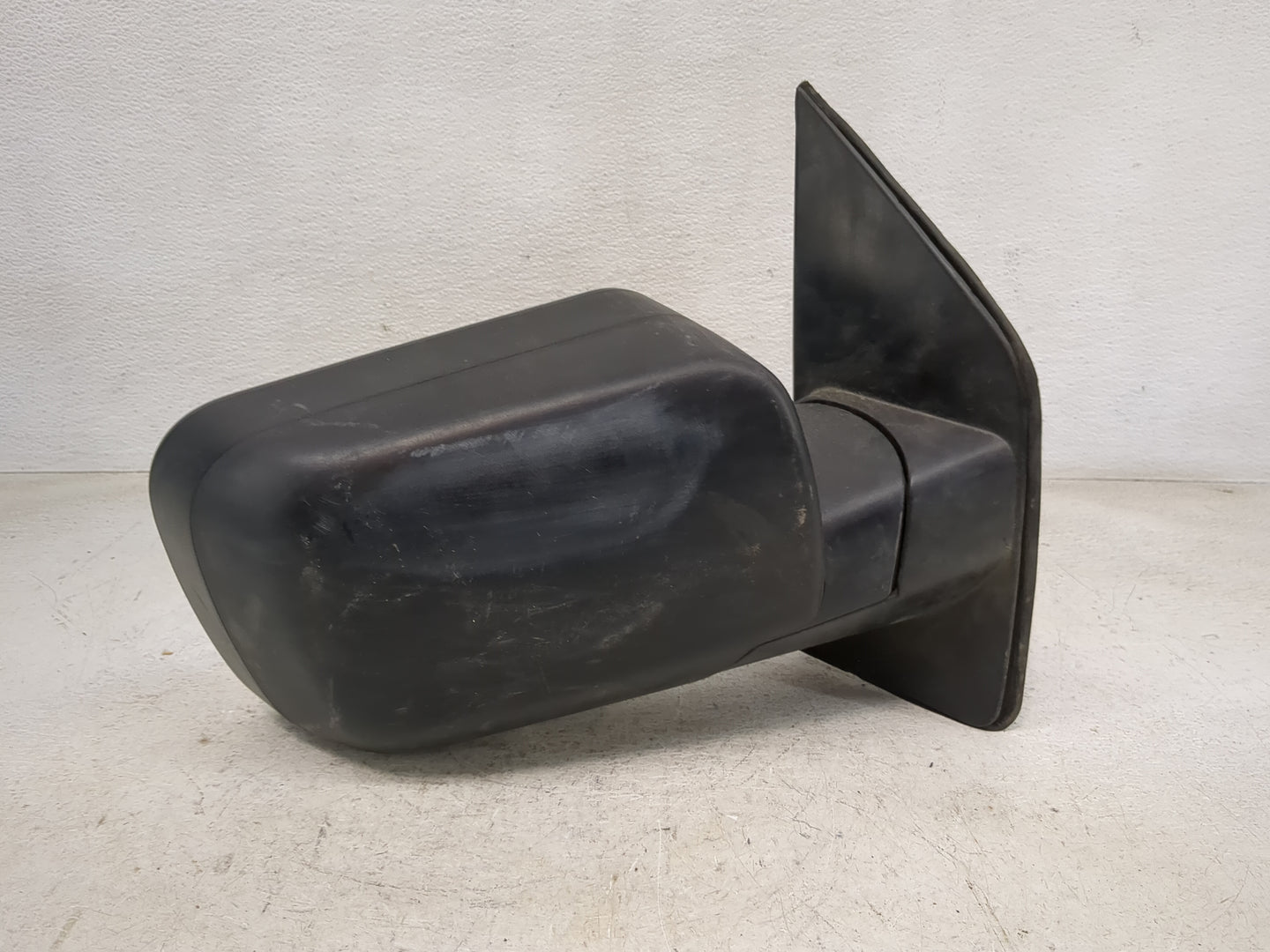 2007-2008 Nissan Titan Passenger Side View Mirror - Right Door Mirror OEM Used - Oemusedautoparts1.com