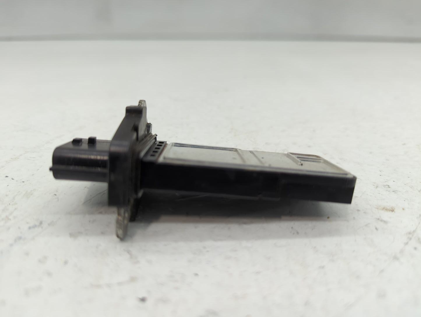 2004-2022 Nissan Titan Mass Air Flow Meter Maf - Oemusedautoparts1.com