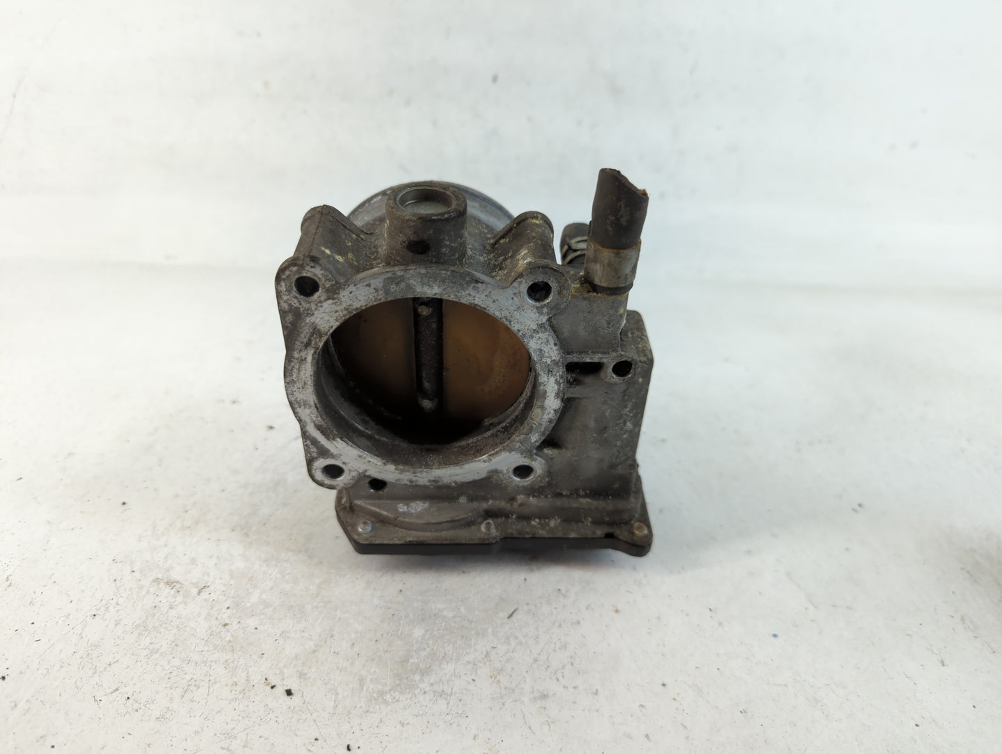 2004-2012 Nissan Titan Throttle Body P/N:16119 7S000 Fits Fits 2004 2005 2006 2007 2008 2009 2010 2011 2012 2013 2014 OEM Us