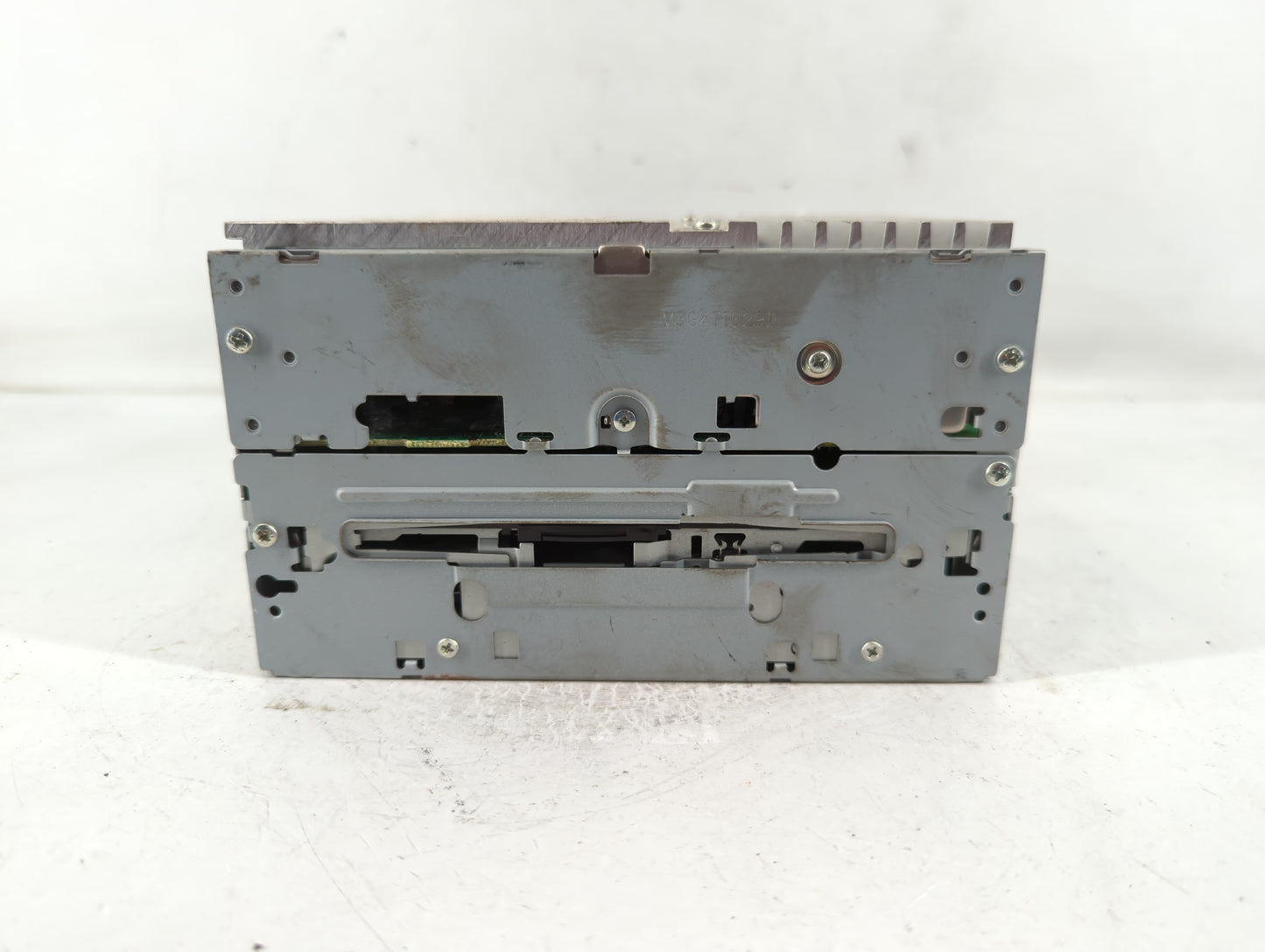 2008 Nissan Titan Radio AM FM Cd Player Receiver Replacement P/N:28185 R0NAA Fits OEM Used Auto Parts - Oemusedautoparts1.co