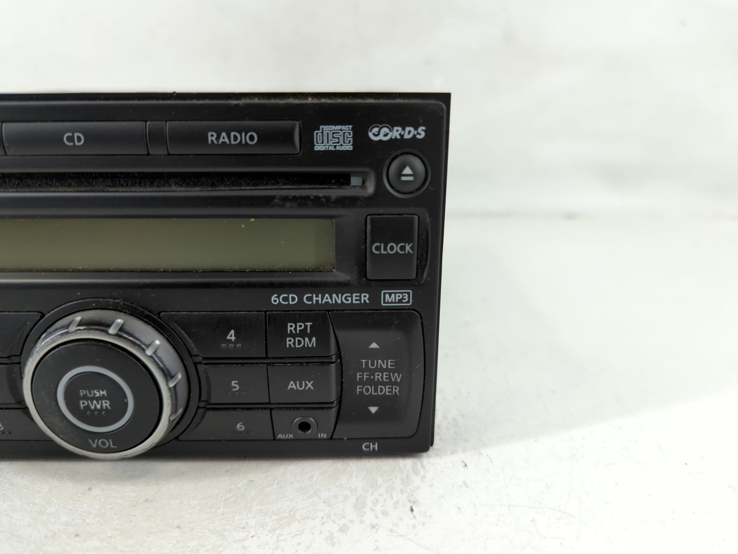 2007-2009 Nissan Versa Radio AM FM Cd Player Receiver Replacement P/N:28185 EM31C Fits Fits 2007 2008 2009 OEM Used Auto Par