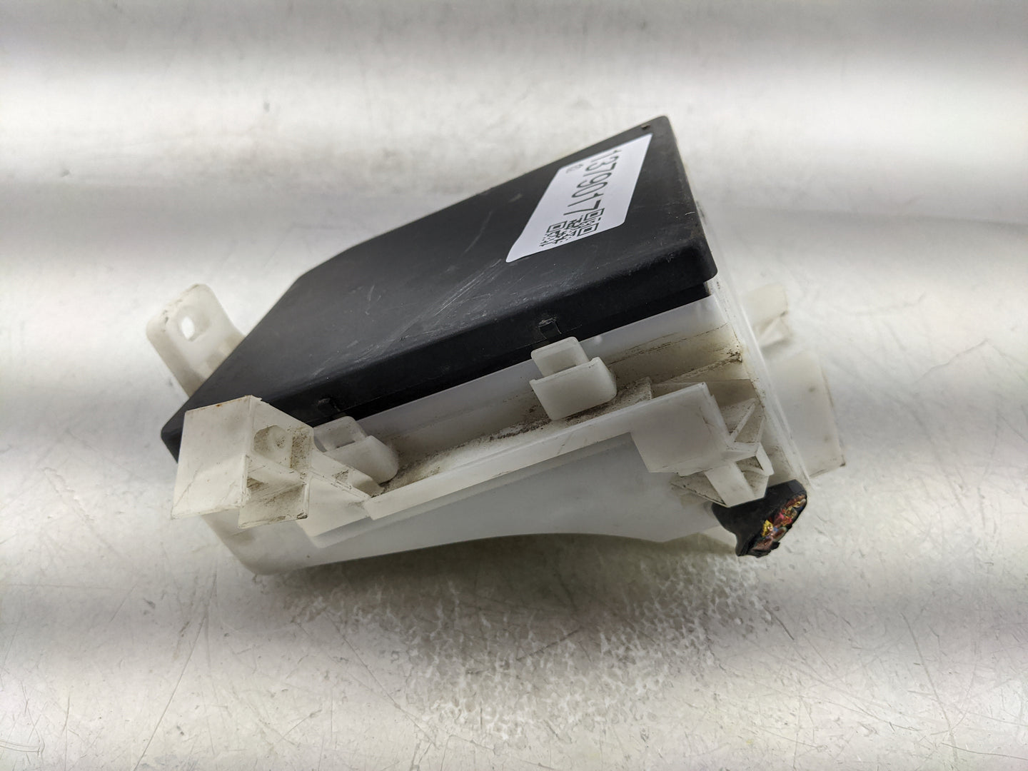 2007-2012 Nissan Versa Fusebox Fuse Box Panel Relay Module Fits Fits 2007 2008 2009 2010 2011 2012 OEM Used Auto Parts - Oem