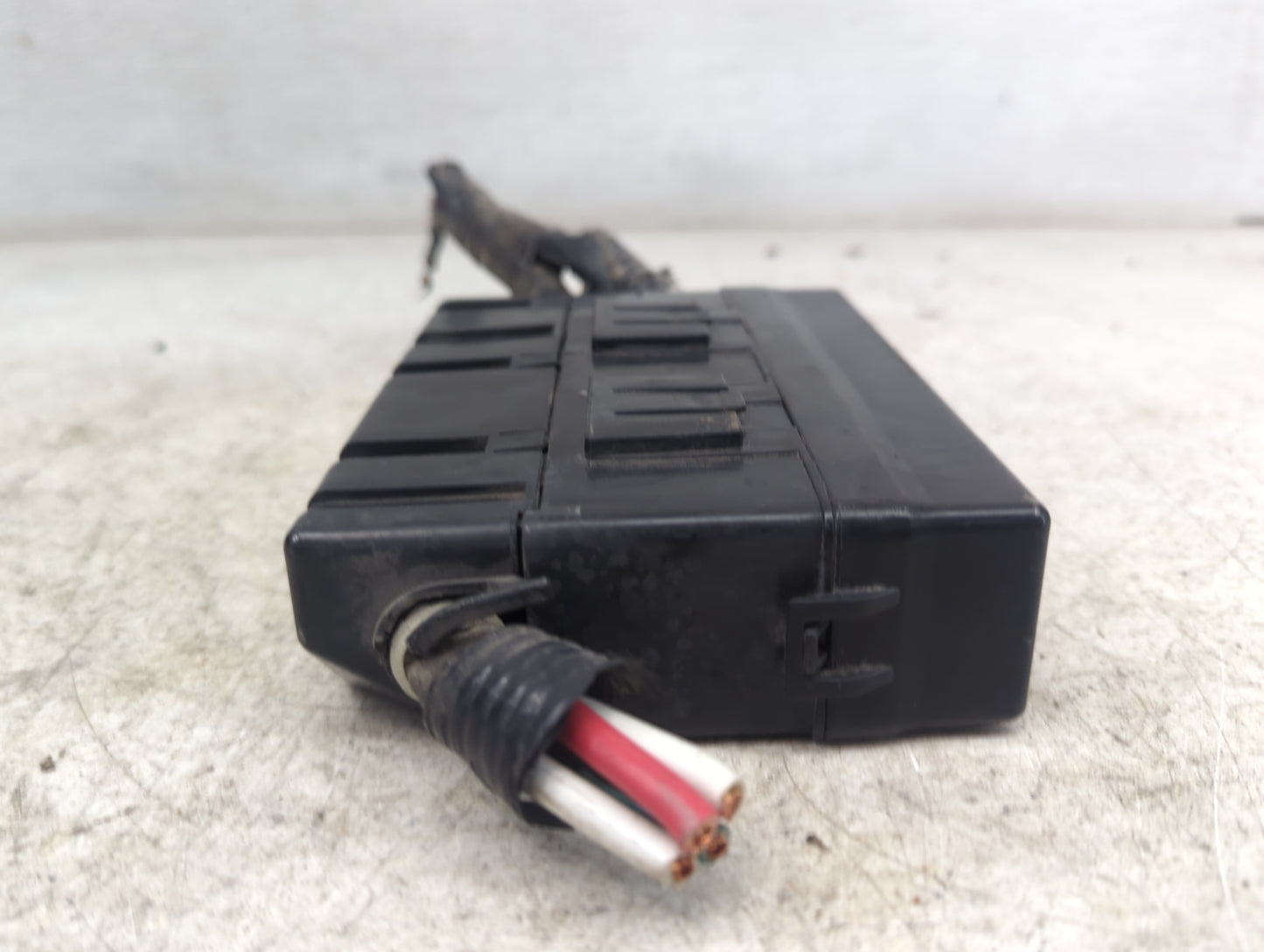 2007-2012 Nissan Versa Fusebox Fuse Box Panel Relay Module Fits Fits 2007 2008 2009 2010 2011 2012 OEM Used Auto Parts - Oem