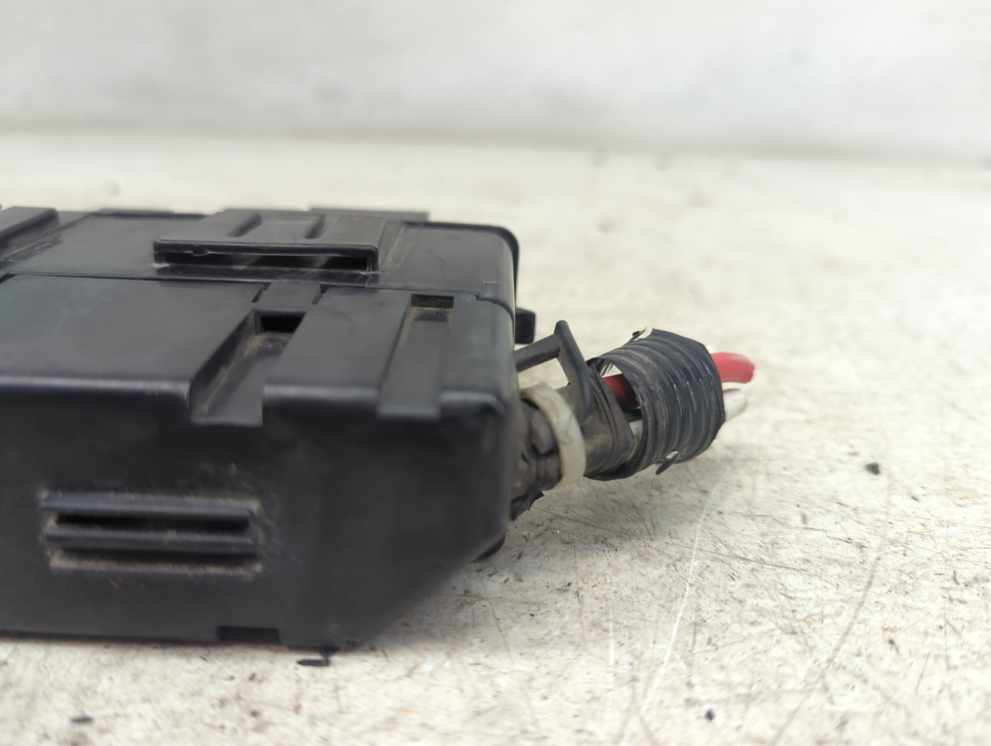 2007-2012 Nissan Versa Fusebox Fuse Box Panel Relay Module Fits Fits 2007 2008 2009 2010 2011 2012 OEM Used Auto Parts - Oem
