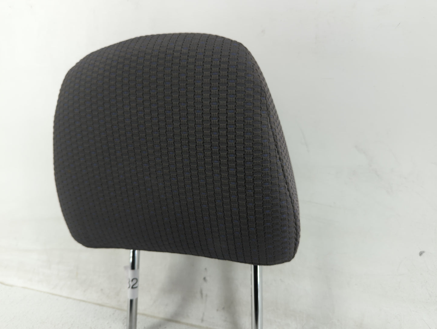 2008-2009 Nissan Versa Headrest Head Rest Front Driver Passenger Seat - Oemusedautoparts1.com