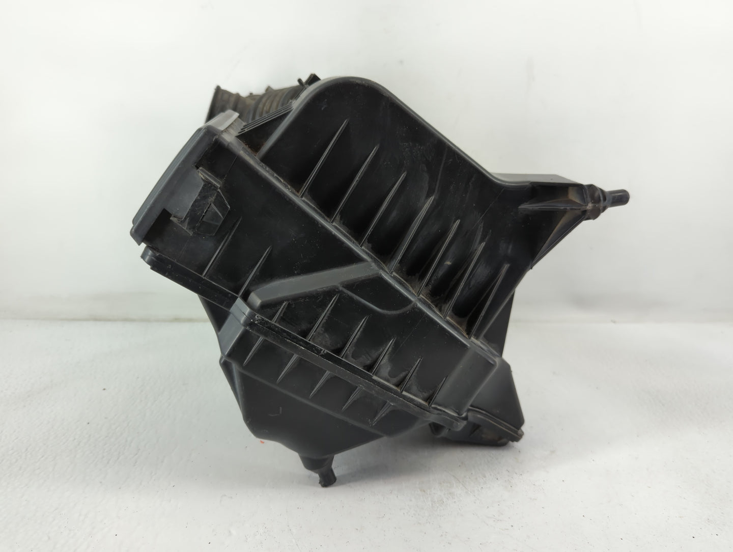 2007-2011 Nissan Versa Air Cleaner Intake-duct Hose Tube - Oemusedautoparts1.com