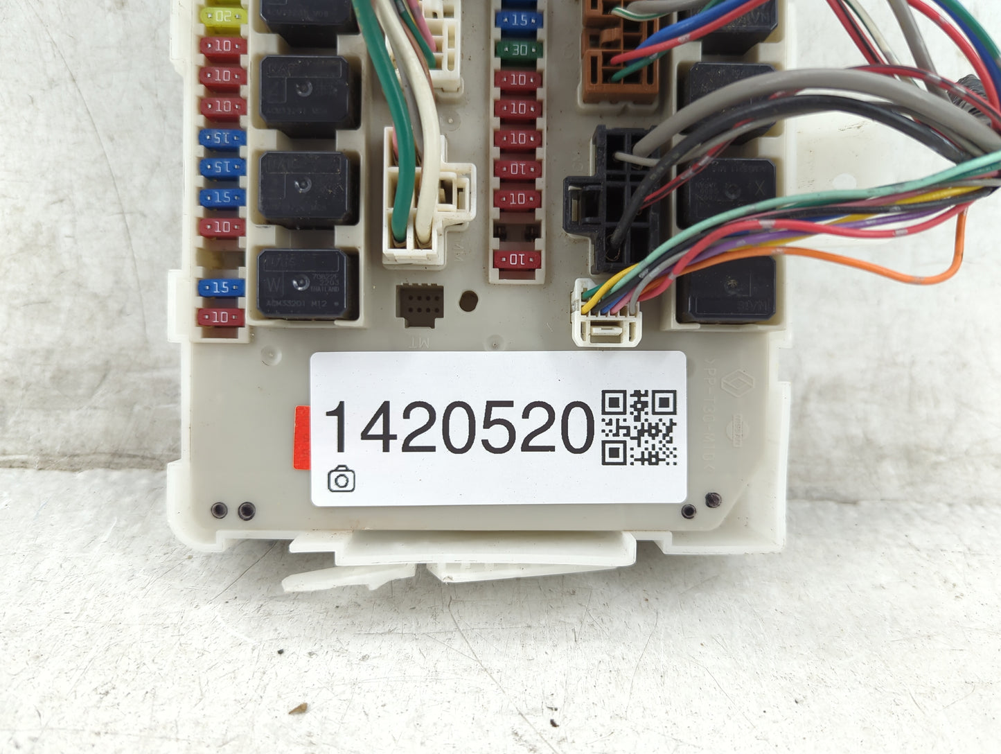 2008-2009 Nissan Xterra Fusebox Fuse Box Panel Relay Module P/N:ZP00B 24382 Fits Fits 2008 2009 OEM Used Auto Parts - Oemuse