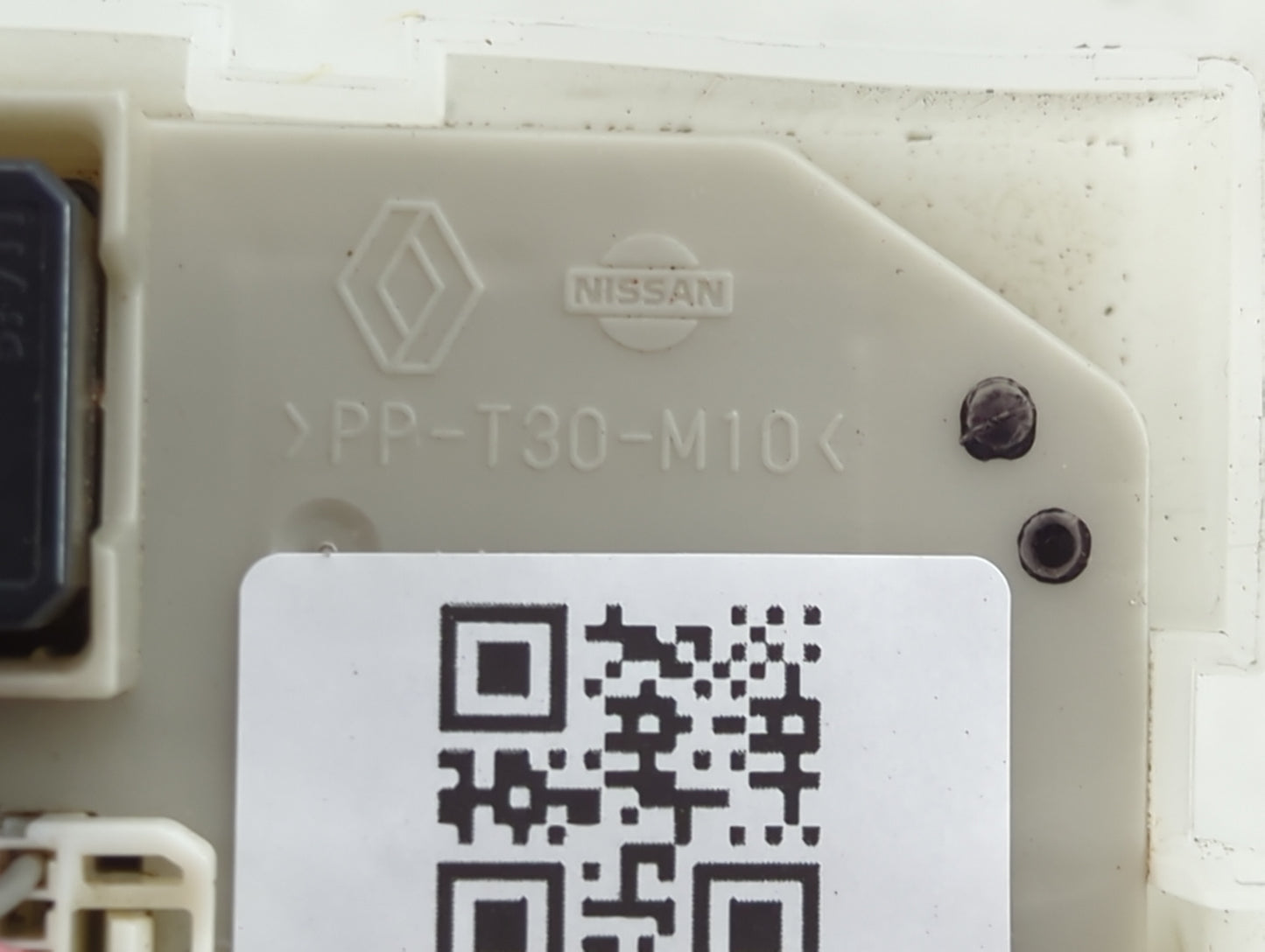 2008-2009 Nissan Xterra Fusebox Fuse Box Panel Relay Module P/N:ZP00B 24382 Fits Fits 2008 2009 OEM Used Auto Parts - Oemuse