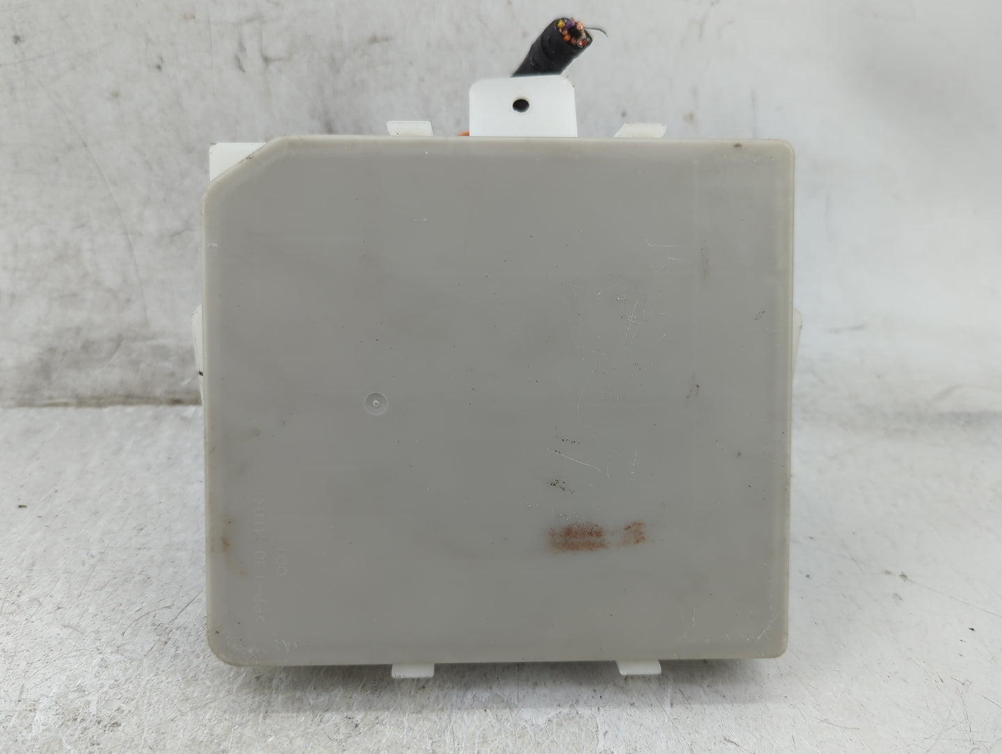 2008-2009 Nissan Xterra Fusebox Fuse Box Panel Relay Module P/N:ZP00B 24382 Fits Fits 2008 2009 OEM Used Auto Parts - Oemuse