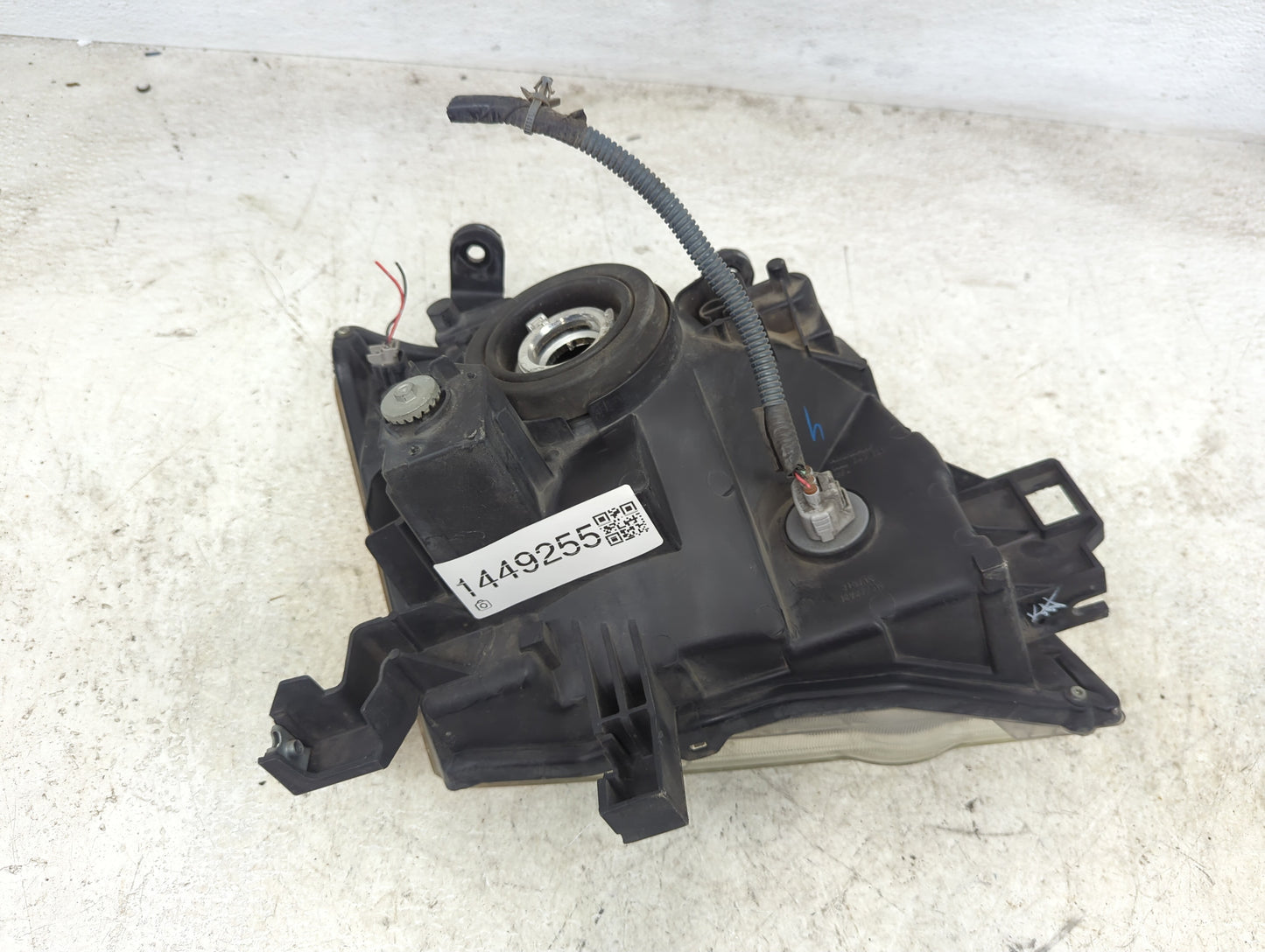 2005-2015 Nissan Xterra Driver Left Oem Head Light Headlight Lamp - Oemusedautoparts1.com