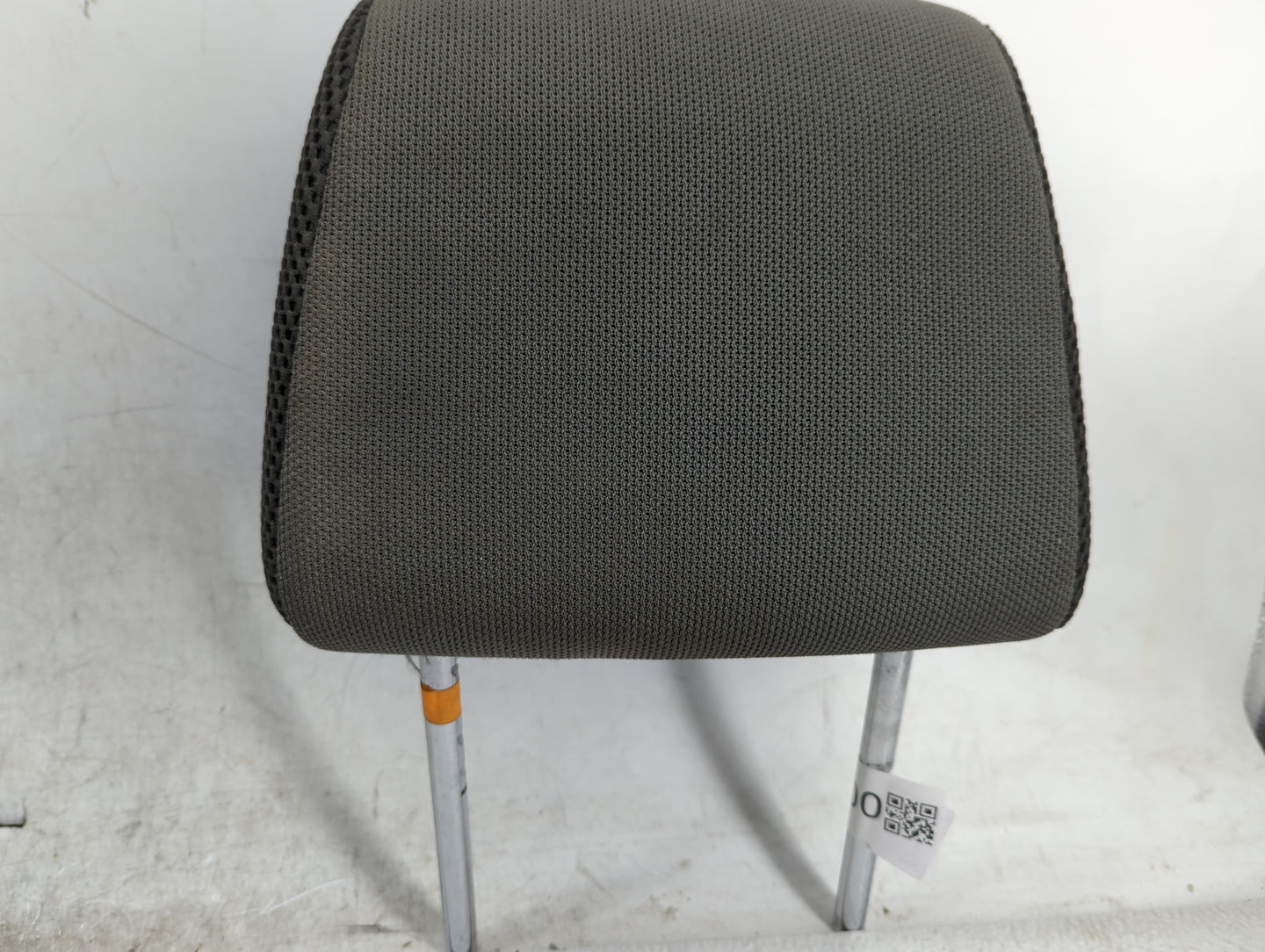 2005-2008 Nissan Xterra Headrest Head Rest Front Driver Seat Grey - Oemusedautoparts1.com