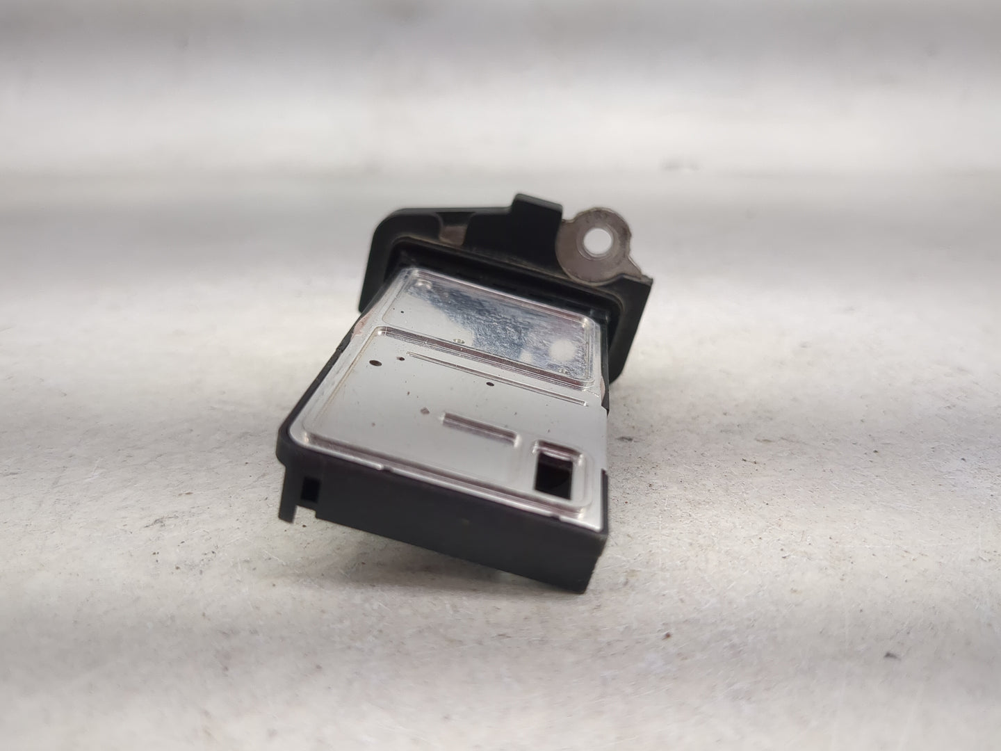 2005-2015 Nissan Xterra Mass Air Flow Meter Maf 1485566 - Oemusedautoparts1.com