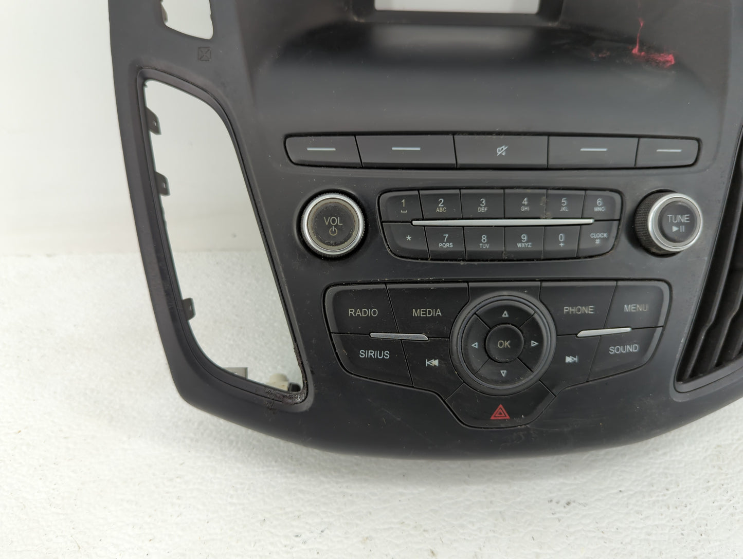 2008-2013 Nissan Xterra Radio Control Panel - Oemusedautoparts1.com