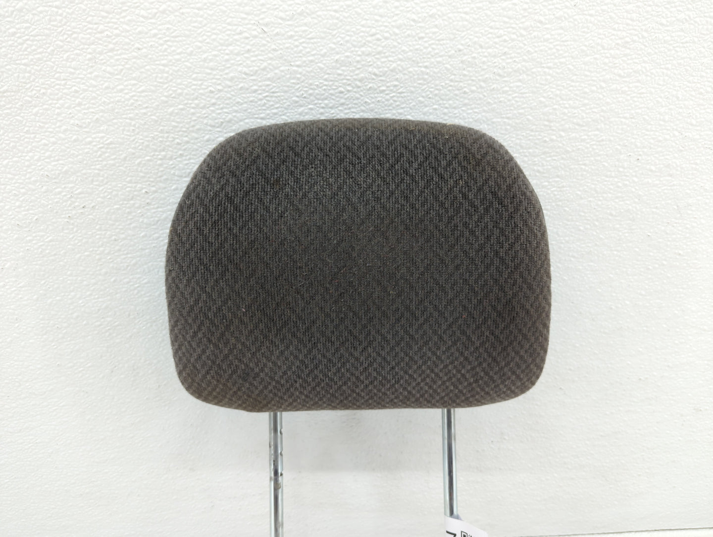 2005-2008 Nissan Xterra Headrest Head Rest Front Driver Passenger Seat - Oemusedautoparts1.com