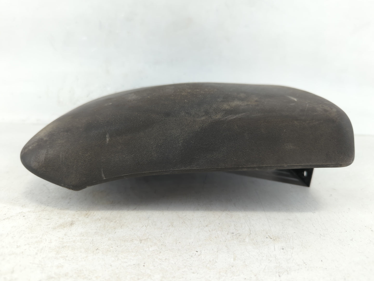 2005-2010 Nissan Xterra Center Console Armrest Cover Lid Fits Fits 2005 2006 2007 2008 2009 2010 OEM Used Auto Parts - Oemus