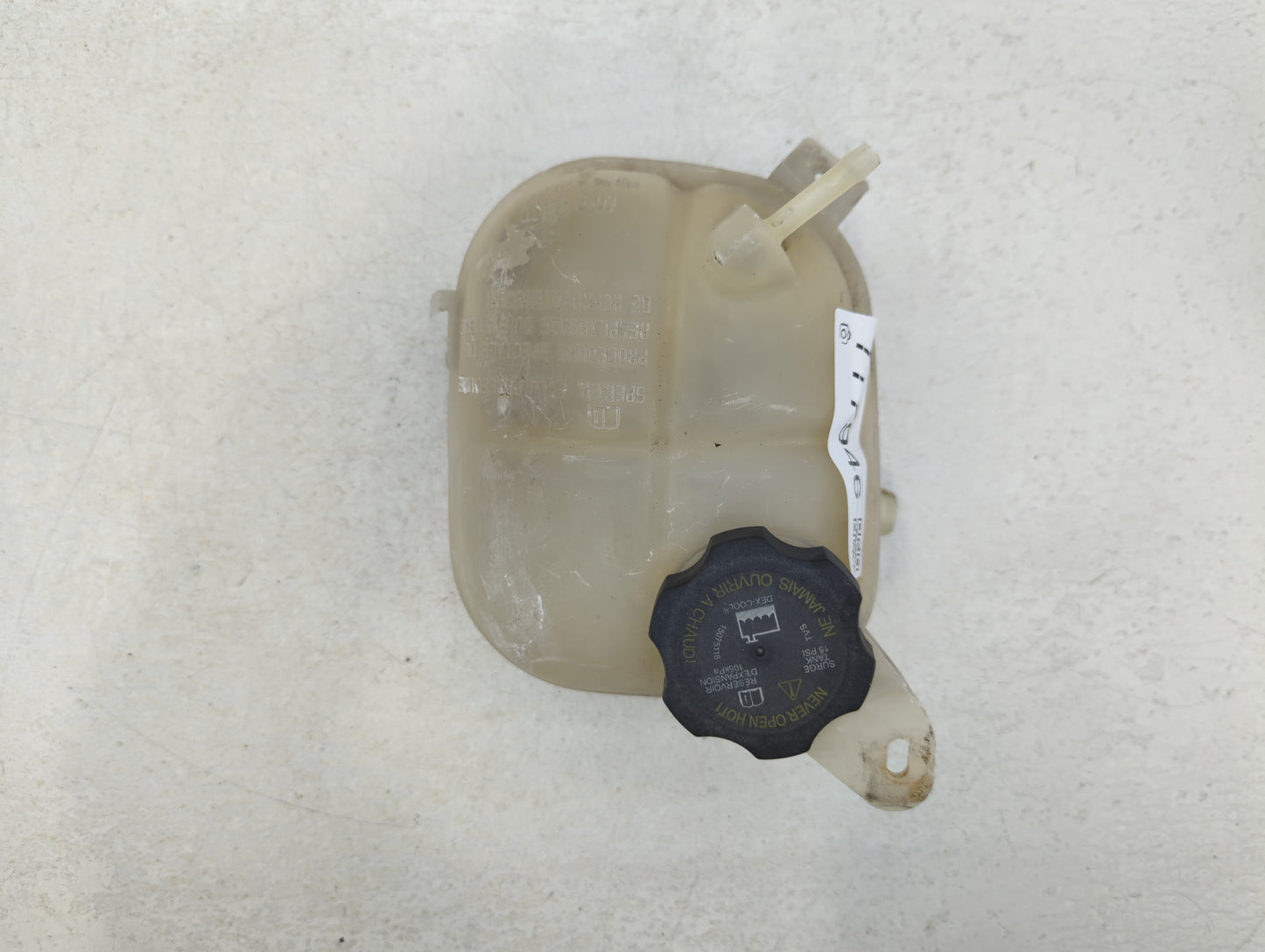 2007-2010 Pontiac G5 Radiator Coolant Overflow Expansion Tank Bottle - Oemusedautoparts1.com