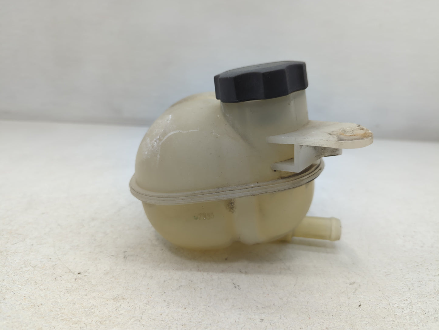 2007-2010 Pontiac G5 Radiator Coolant Overflow Expansion Tank Bottle - Oemusedautoparts1.com