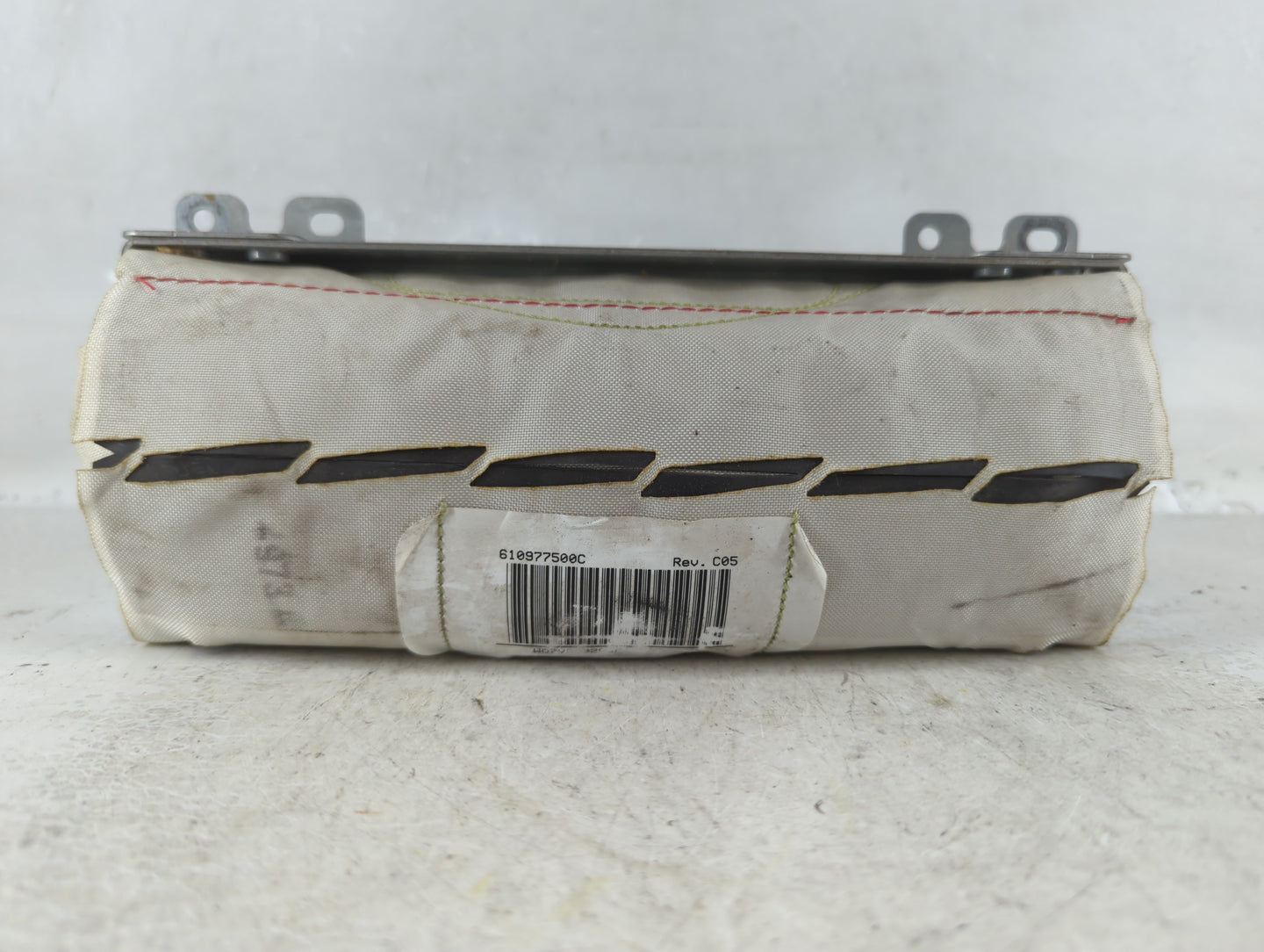 2005-2010 Pontiac G6 Air Bag Passenger Right Dashboard OEM Fits Fits 2005 2006 2007 2008 2009 2010 OEM Used Auto Parts - Oem