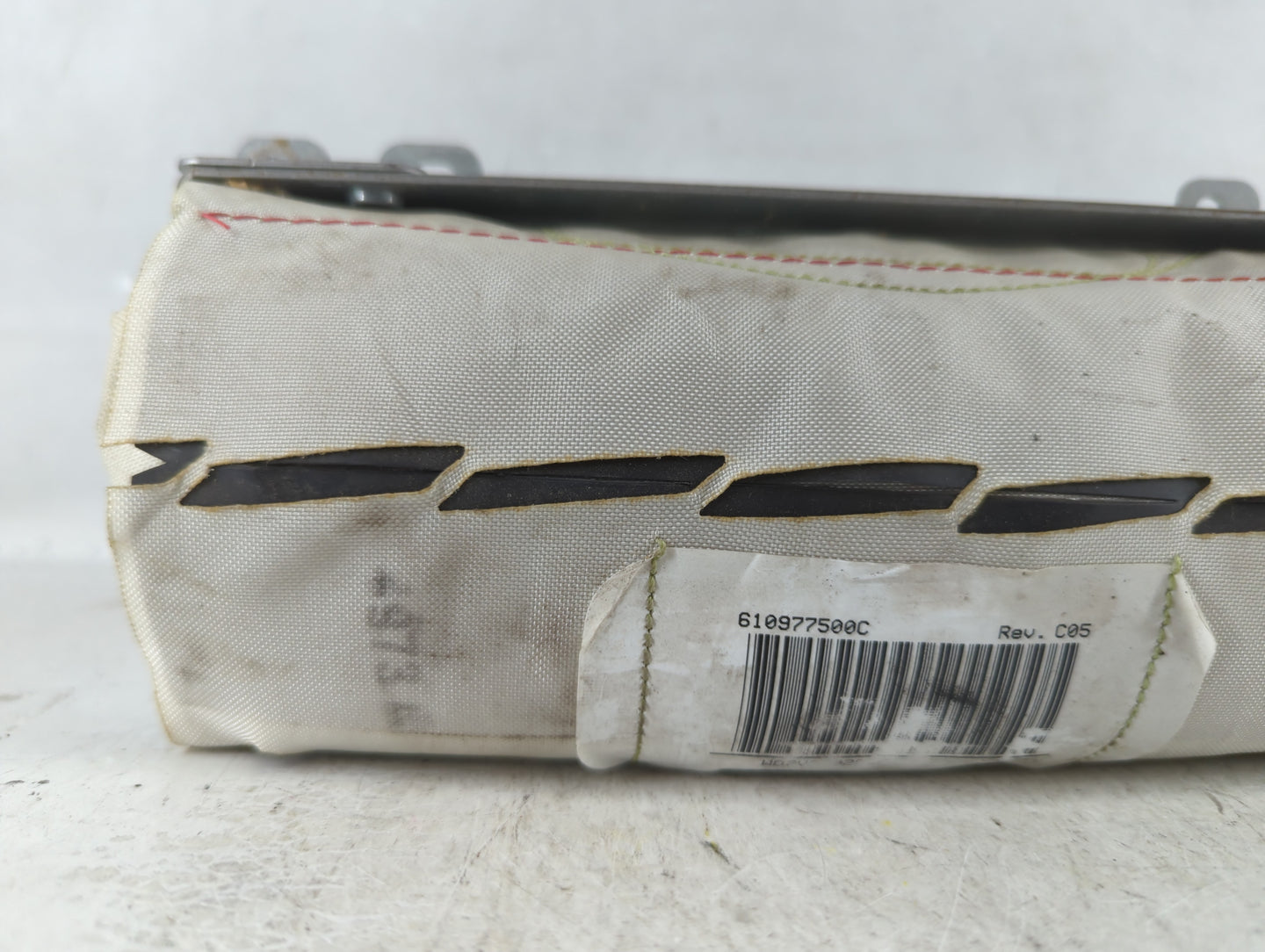 2005-2010 Pontiac G6 Air Bag Passenger Right Dashboard OEM Fits Fits 2005 2006 2007 2008 2009 2010 OEM Used Auto Parts - Oem